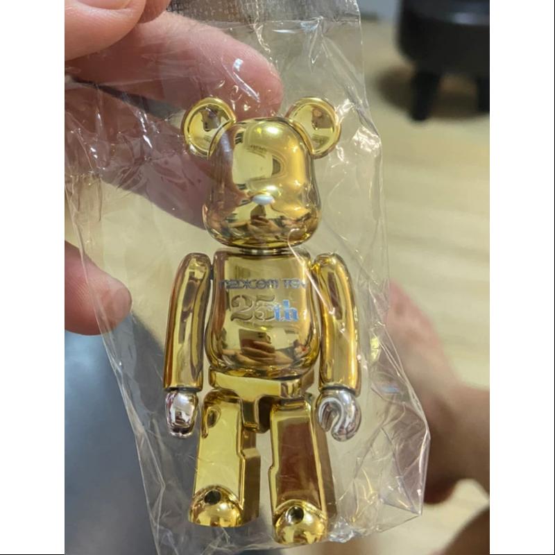 Bearbrick Series 42 SUPER Secret Sorayama Hajime 25th Anniversary Gold 100% Collectible Figure - Perfect for Anime Fans, Art Collectors & Home Decor Display