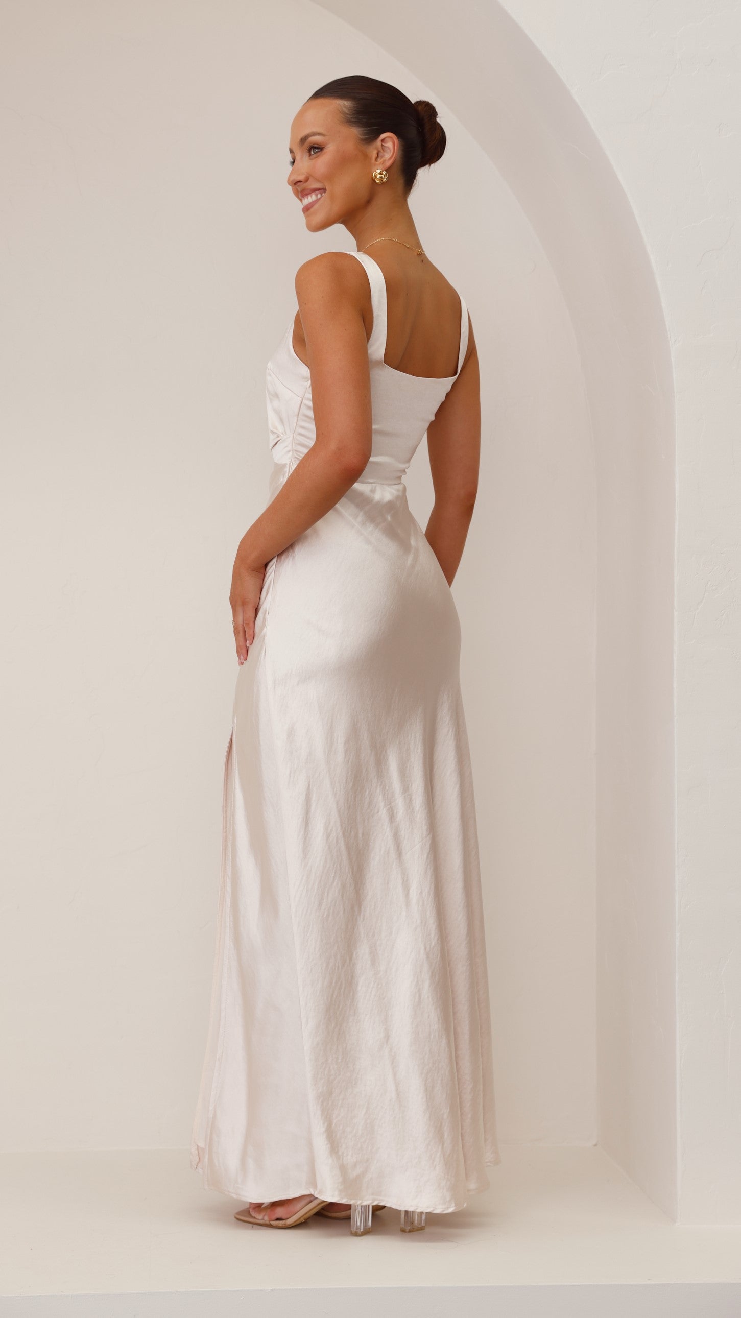 Alaria Maxi Dress in Champagne - Elegant Long Flowy Summer Dress for Women | Perfect for Beach, Wedding, and Evening Occasions