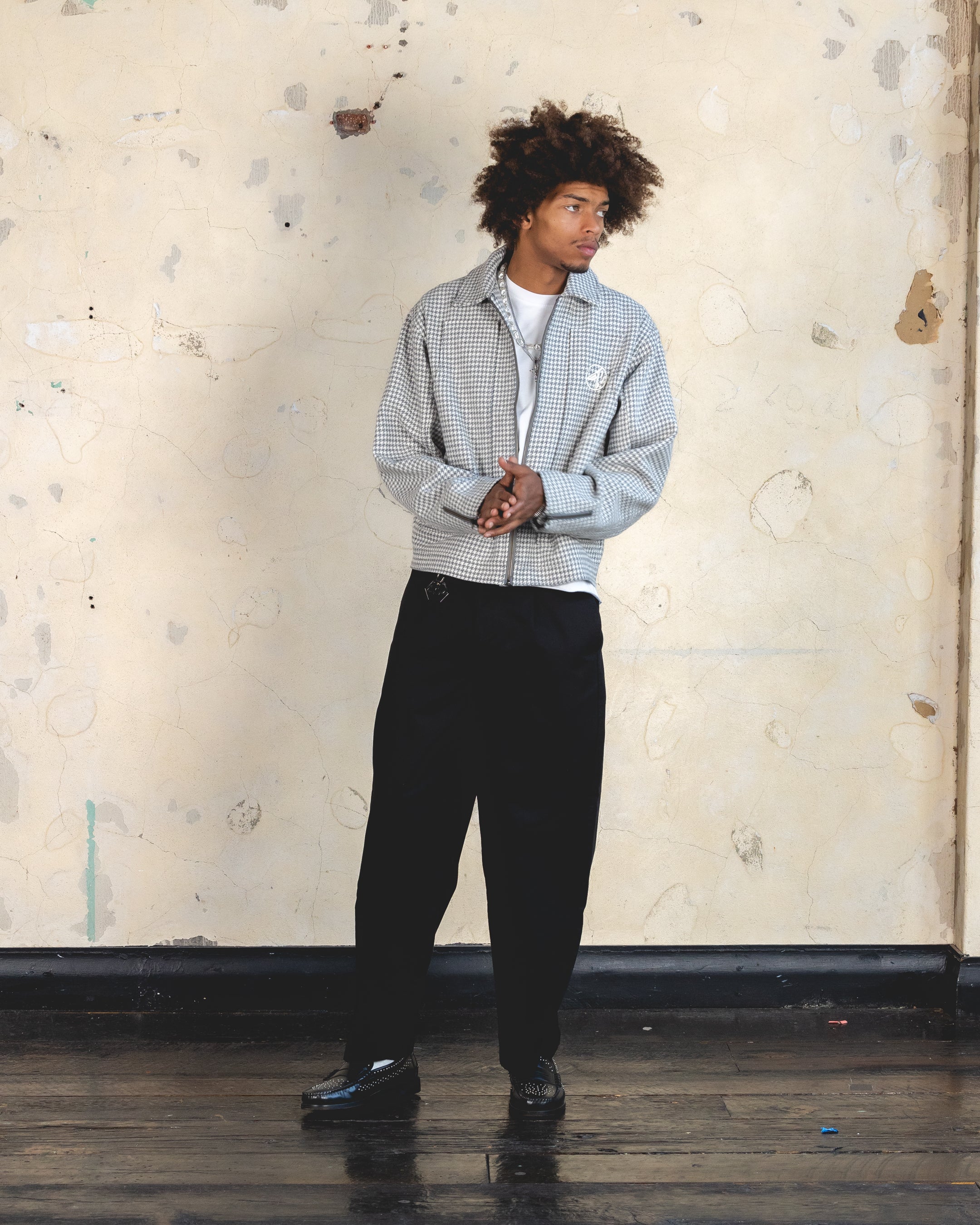 404 Studio Cropped Jacket Grey/White - Women's Fashion Streetwear Outerwear for Spring & Fall | Perfect for Casual Outings, Date Nights & Urban Style