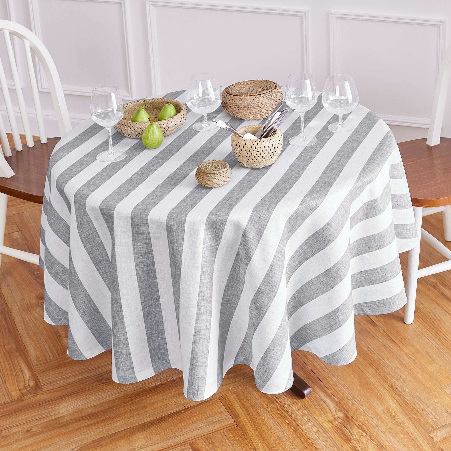 Stylish Cabana Stripe Round Tablecloth - Waterproof & Washable - Perfect for Outdoor Dining, Picnics, and Beach Parties