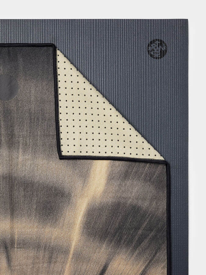Manduka Yogitoes Non-Slip Yoga Mat Towel 71