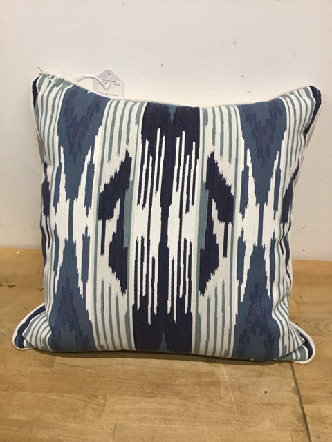 Blue and Light Blue Pattern Decorative Throw Pillow Covers - Soft & Stylish Home Decor for Living Room, Bedroom, and Sofa