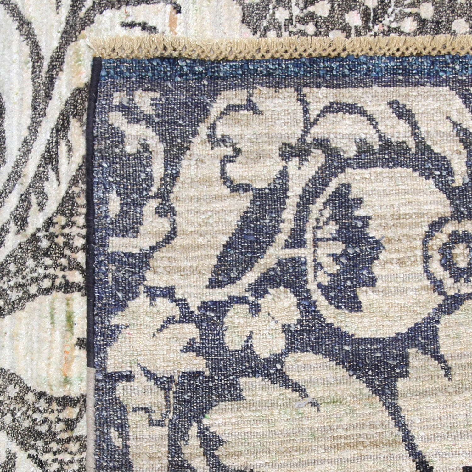 Black Alchemy Transitional Silk Runner Rug 3'2 x 15'5 - Elegant Hallway Runner for Home Decor & High Traffic Areas