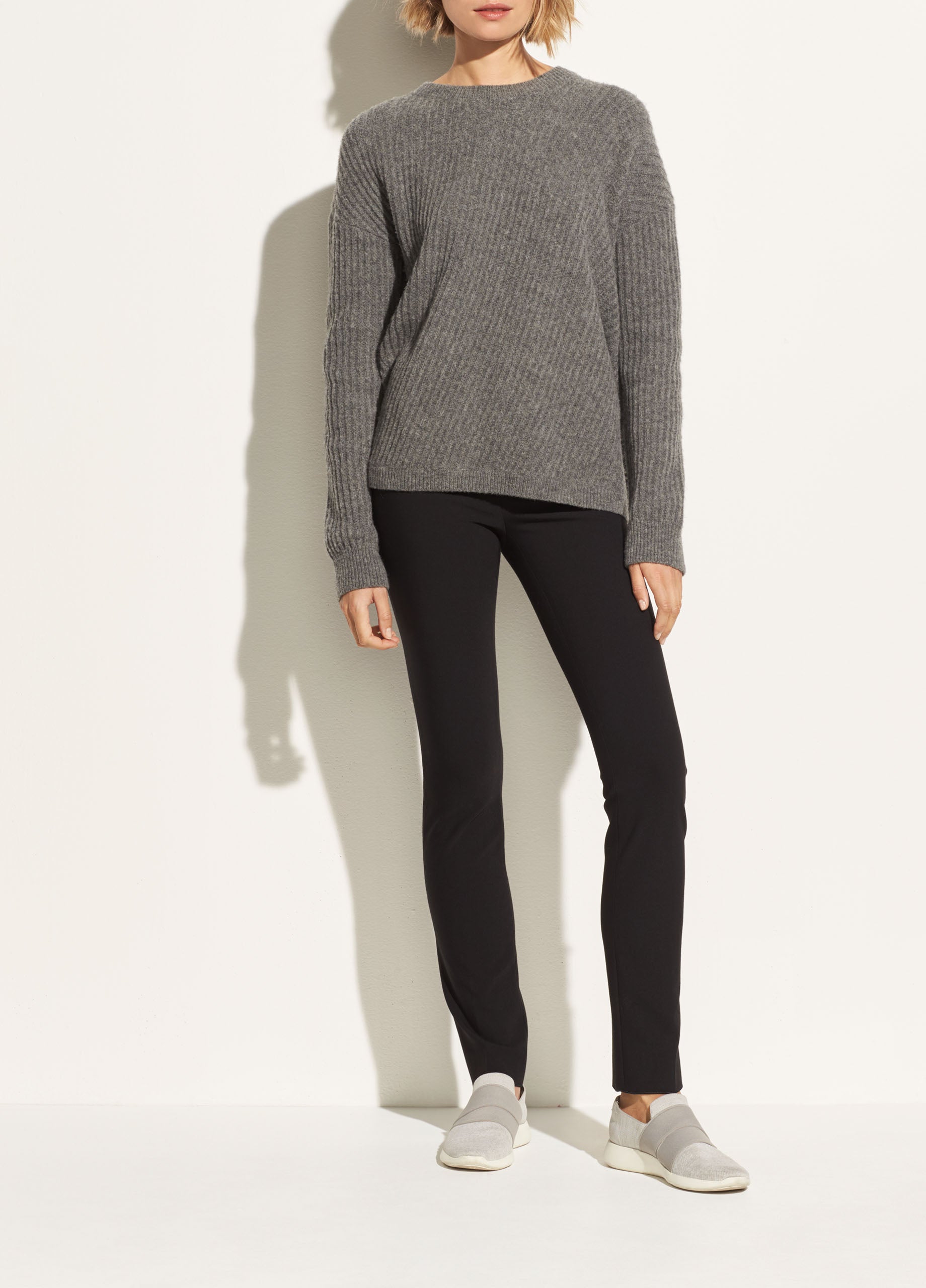 Coin Pocket Leggings for Women - High Waist Black Yoga Pants with Zipper Pockets - Perfect for Gym, Running & Everyday Wear