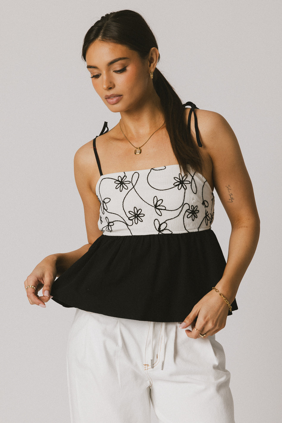 Leandra Floral Tank Top for Women - Summer Floral Print Sleeveless Blouse - Perfect for Beach, Vacation & Casual Outfits