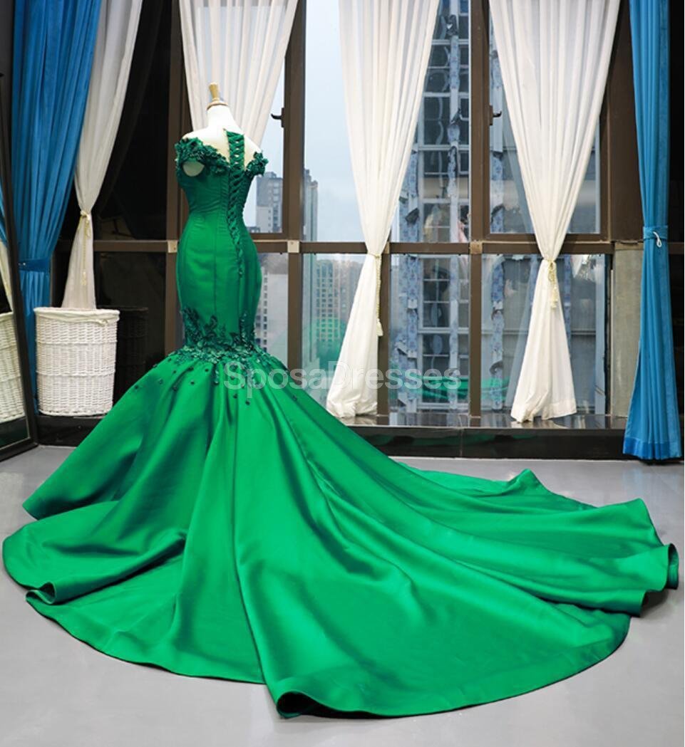 Elegant Off Shoulder Green Lace Mermaid Evening Gown - Formal Prom Dress for Women | Perfect for Homecoming, Wedding Guest & Special Occasions