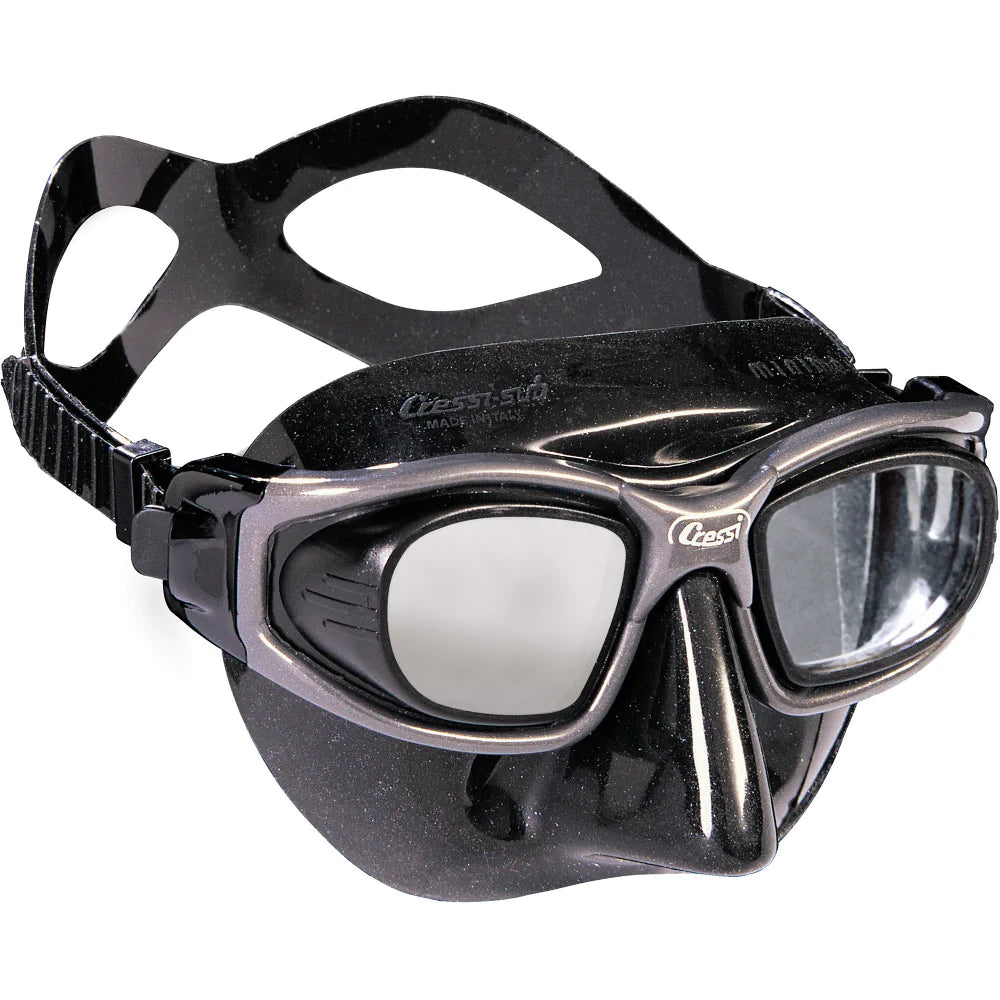 Cressi Minima Snorkeling Mask - Lightweight & Comfortable for Scuba Diving, Swimming, and Underwater Exploration - Perfect for Travel, Beach Vacations, and Ocean Adventures