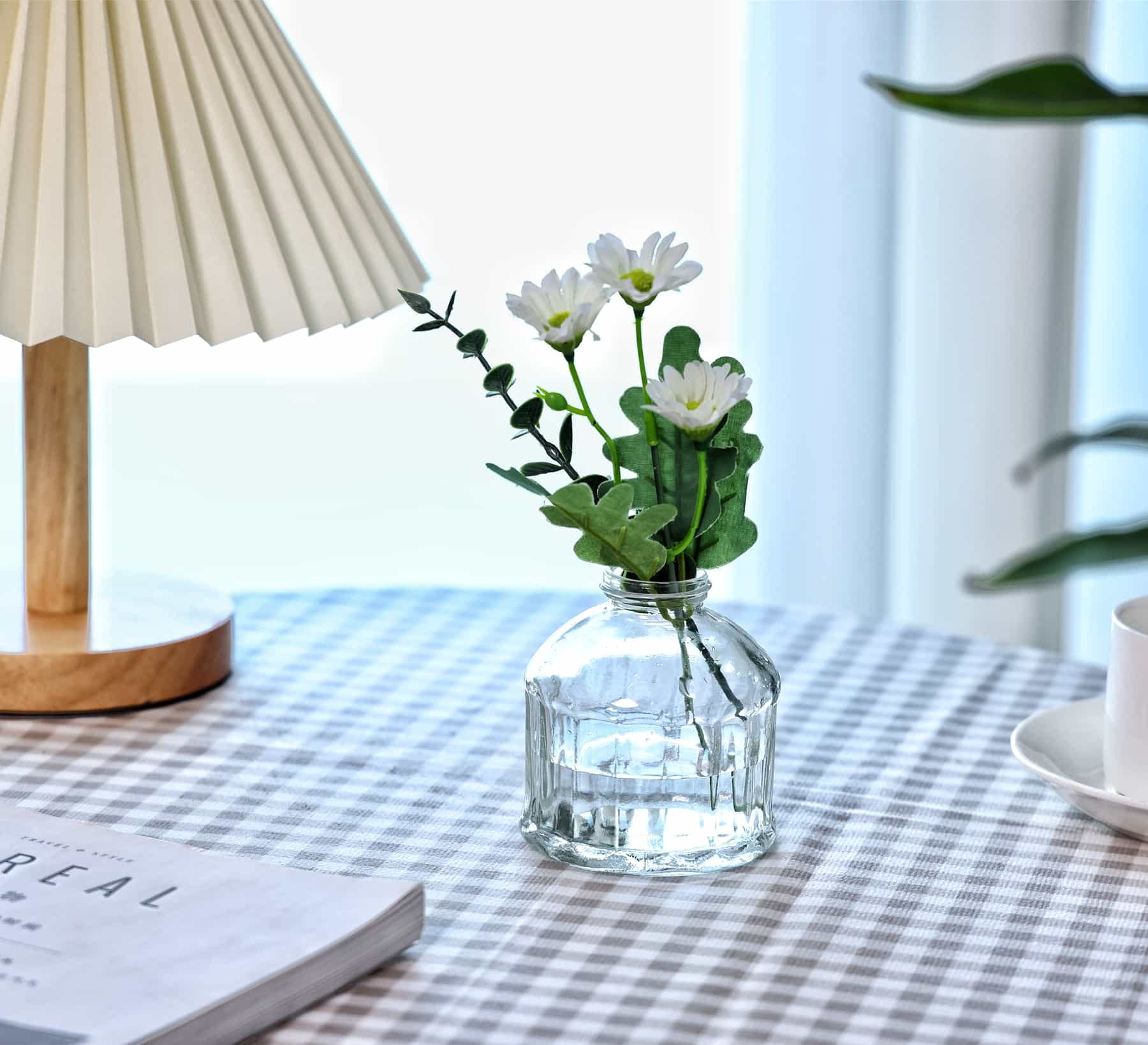 6-Piece Glass Bud Vase Set - Small Clear Flower Vases for Floral Arrangements, Rustic Home Decor Centerpieces - Perfect for Living Room, Office, Wedding & Event Decorations | Elegant Tabletop Displays & Gift Ideas