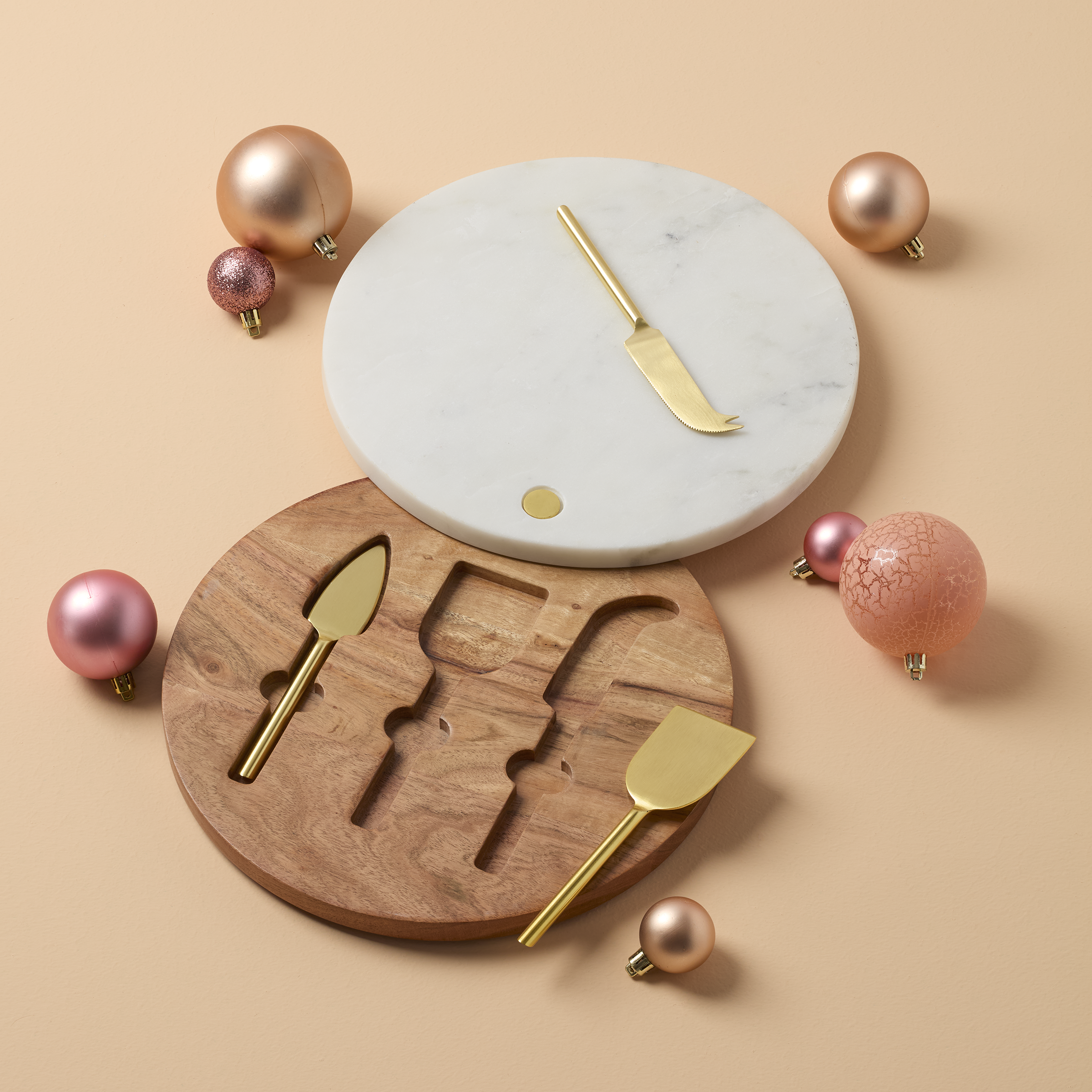 Premium Garnet Swivel Cheese Board Set - Reversible Wooden Charcuterie Platter with Knives for Entertaining, Wine Pairing & Holiday Gifting - Perfect for Parties, Picnics & Dinner Gatherings