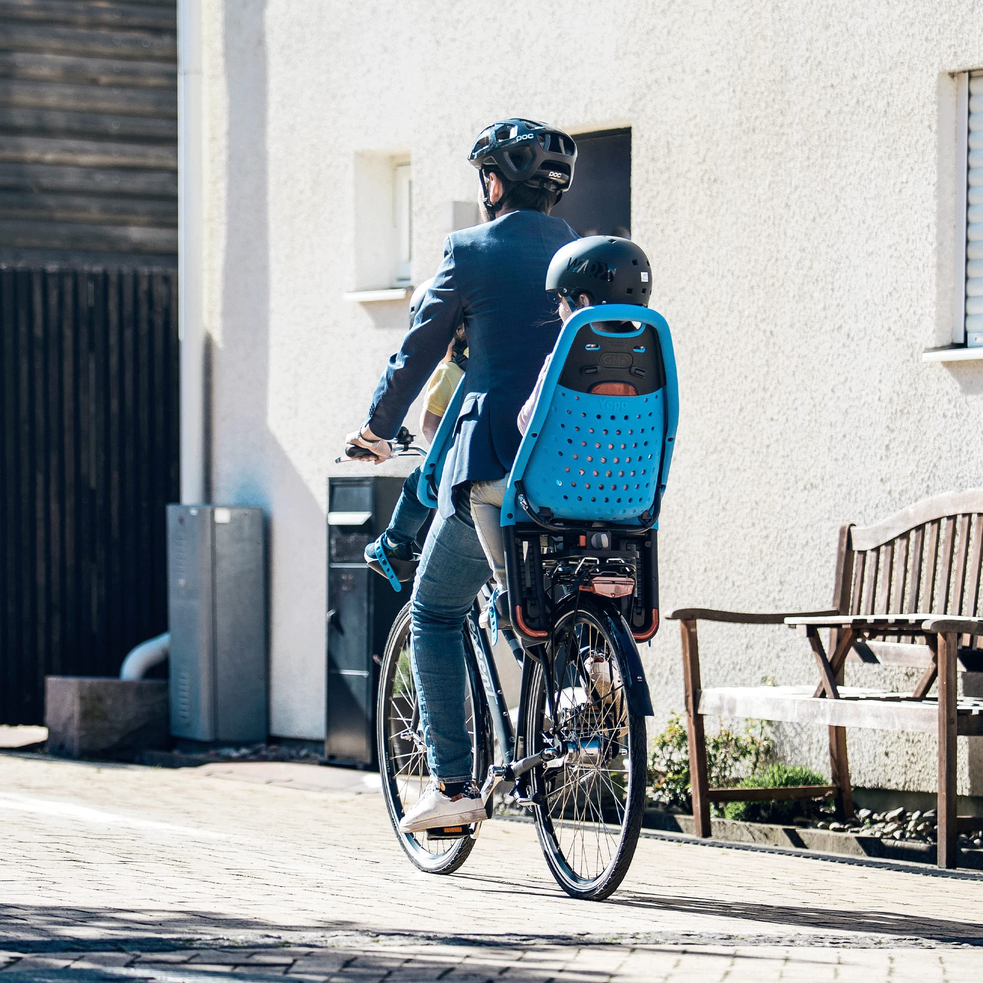 Thule Yepp Maxi Child Bike Seat - Safe & Comfortable Rear Mounted Bicycle Carrier for Toddlers 1-6 Years Old - Perfect for Family Cycling, Commuting & Outdoor Adventures