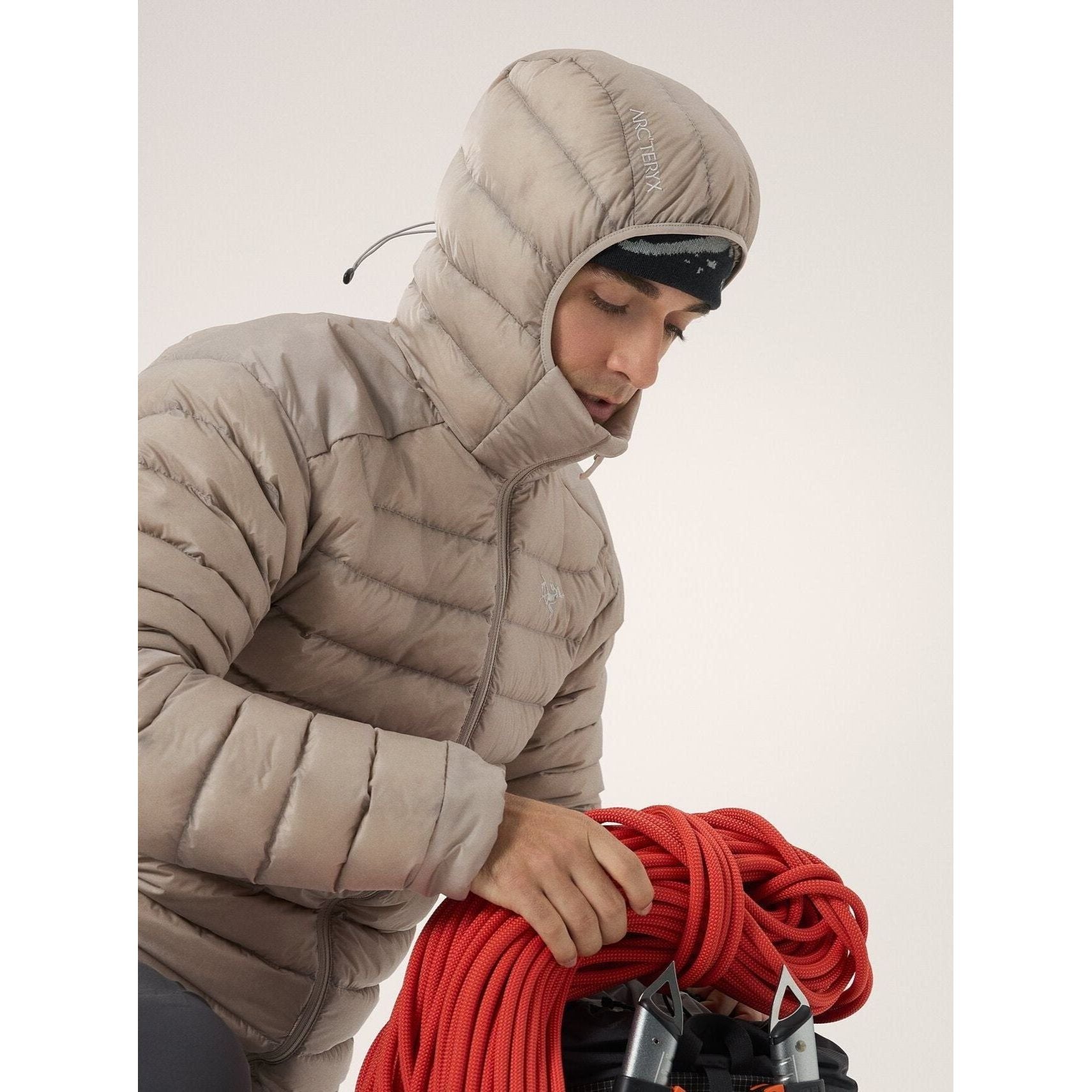 Arc'teryx Men's Cerium Hoody - Lightweight Down Jacket for Hiking & Outdoor Adventures | Water-Resistant & Warm Winter Coat for Camping & Travel
