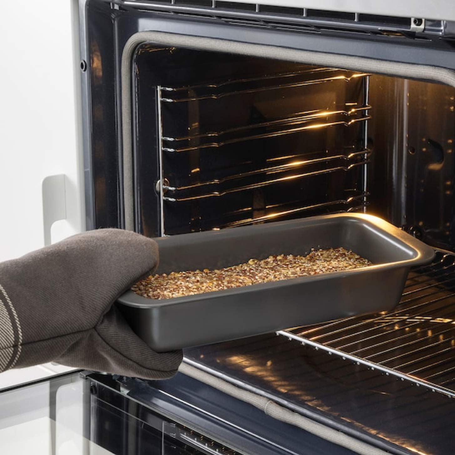 IKEA Hemmabak Loaf Pan - Gray Non-Stick Baking Pan (304.566.92) - Perfect for Homemade Bread, Cakes & Banana Bread - Ideal for Home Bakers & Kitchen Enthusiasts