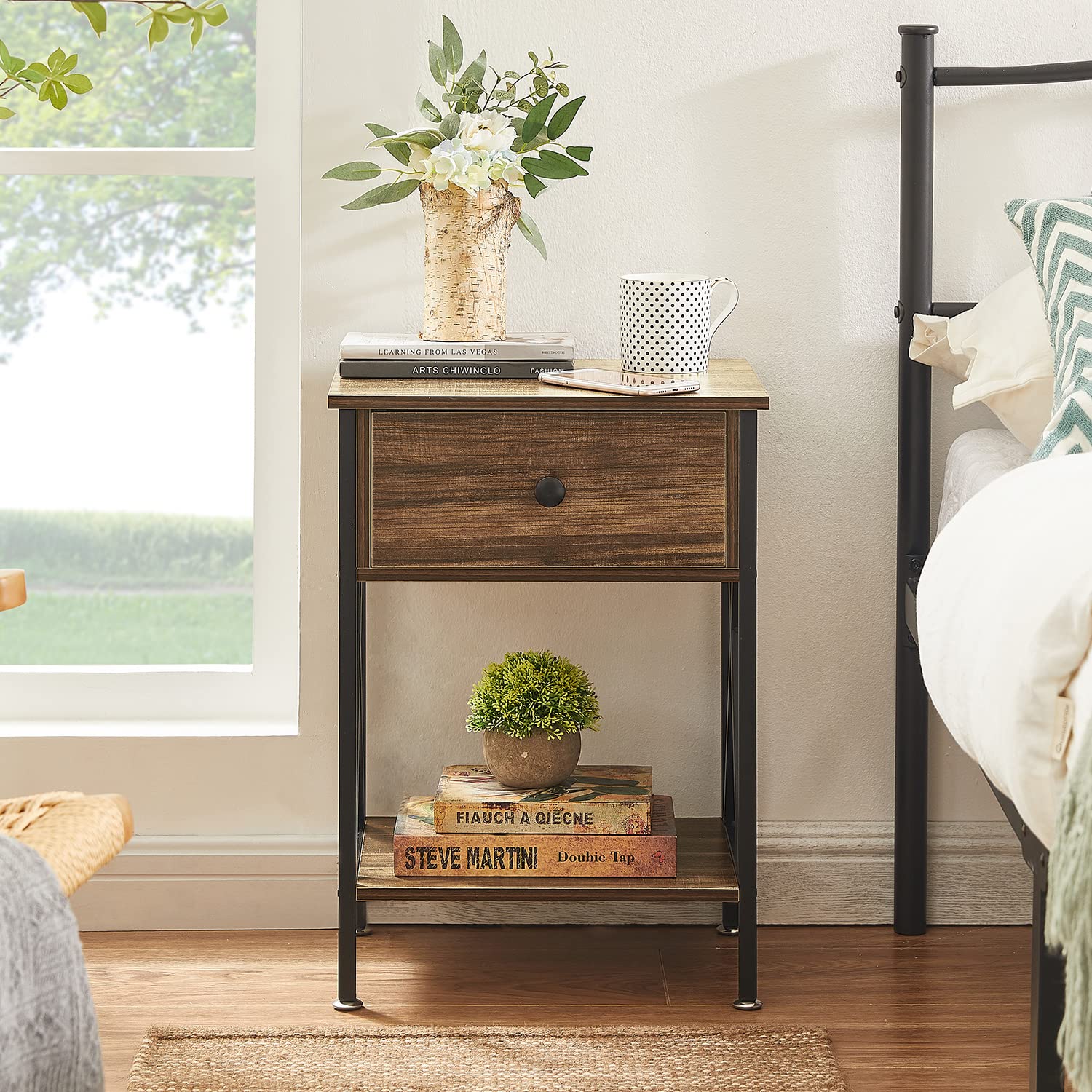 VECELO 2-Piece Nightstand Set - Modern Industrial Side Tables with Drawer & Storage Shelf for Bedroom & Living Room - Wood & Metal End Tables in Brown - Perfect for Small Spaces, Apartment Furniture & Home Decor