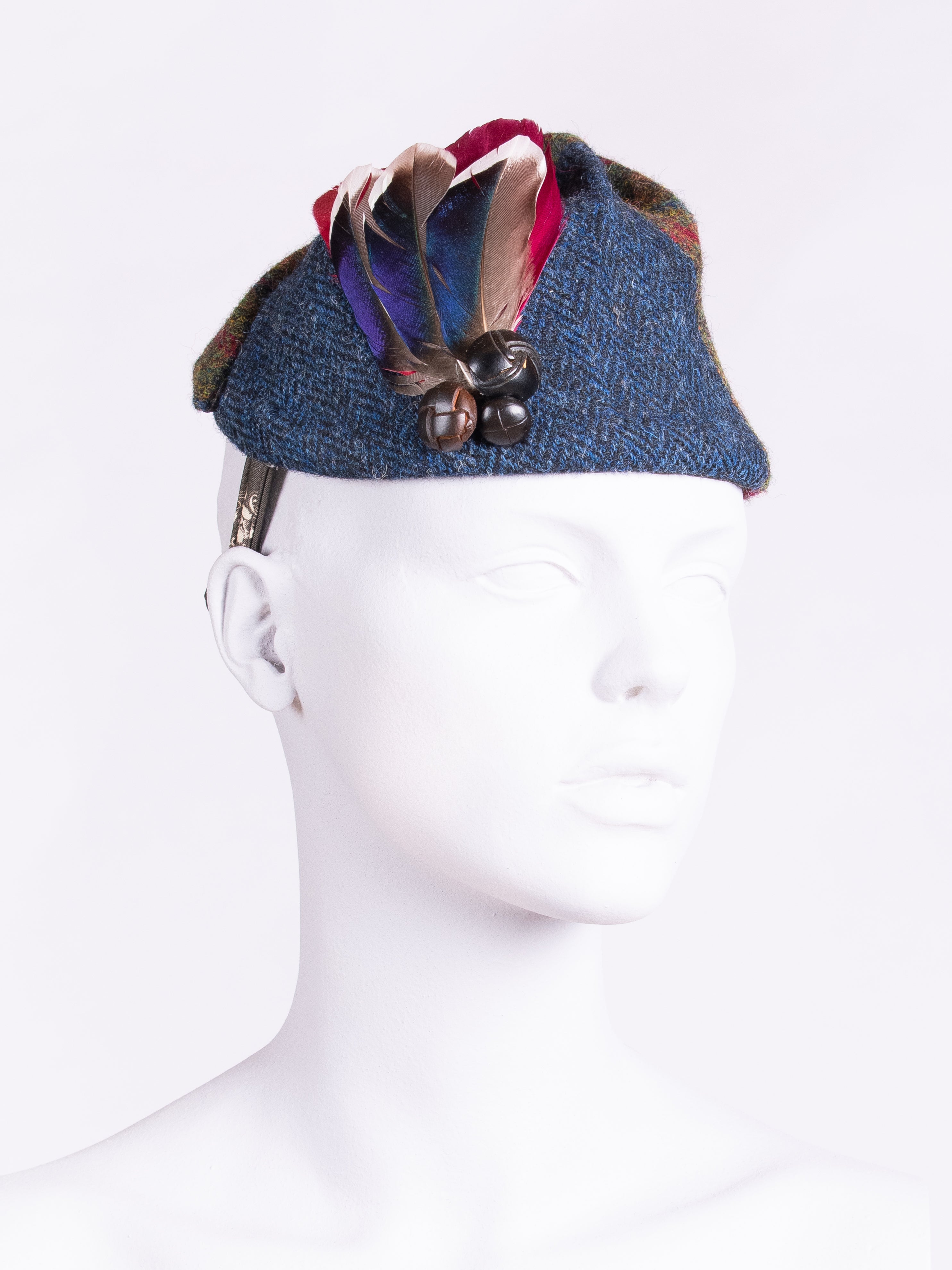 Short Feather Highland Pleat Skirt - Navy Blue & Green Tartan | Perfect for Scottish Festivals, Cosplay & Vintage Fashion