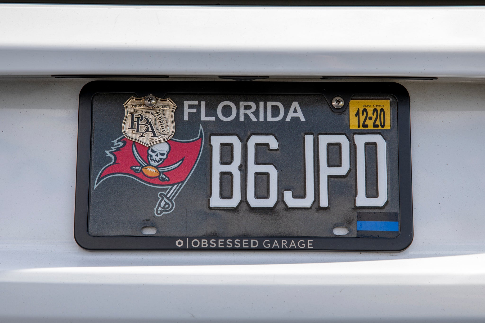 Premium Stainless Steel License Plate Frame - Rustproof & Durable Car Accessory for US Vehicles - Perfect for Cars, Trucks & SUVs - Enhances Vehicle Appearance & Protection