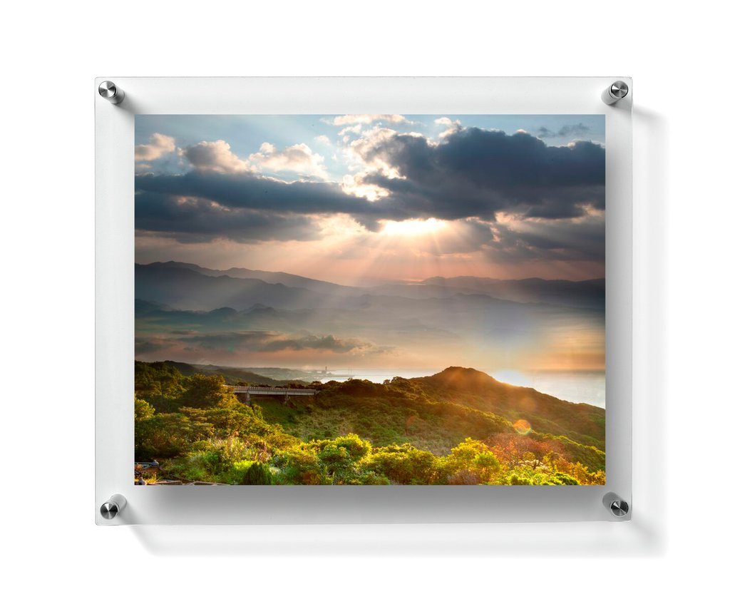 Premium Double Panel Acrylic Floating Picture Frames - Modern Silver Display for Art, Photos & Memorabilia - Perfect for Home Decor, Gallery Walls & Office Displays