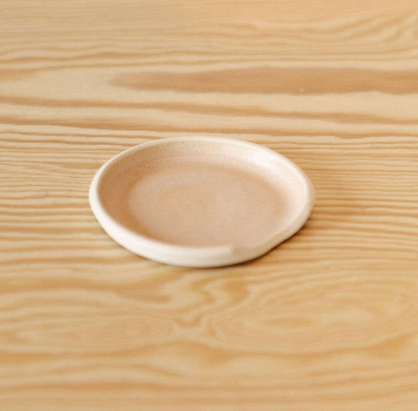 Lafayette Avenue Ceramic Spoon Rest - Ivory White Kitchen Countertop Decor - Perfect for Cooking, Serving & Dining Table Display