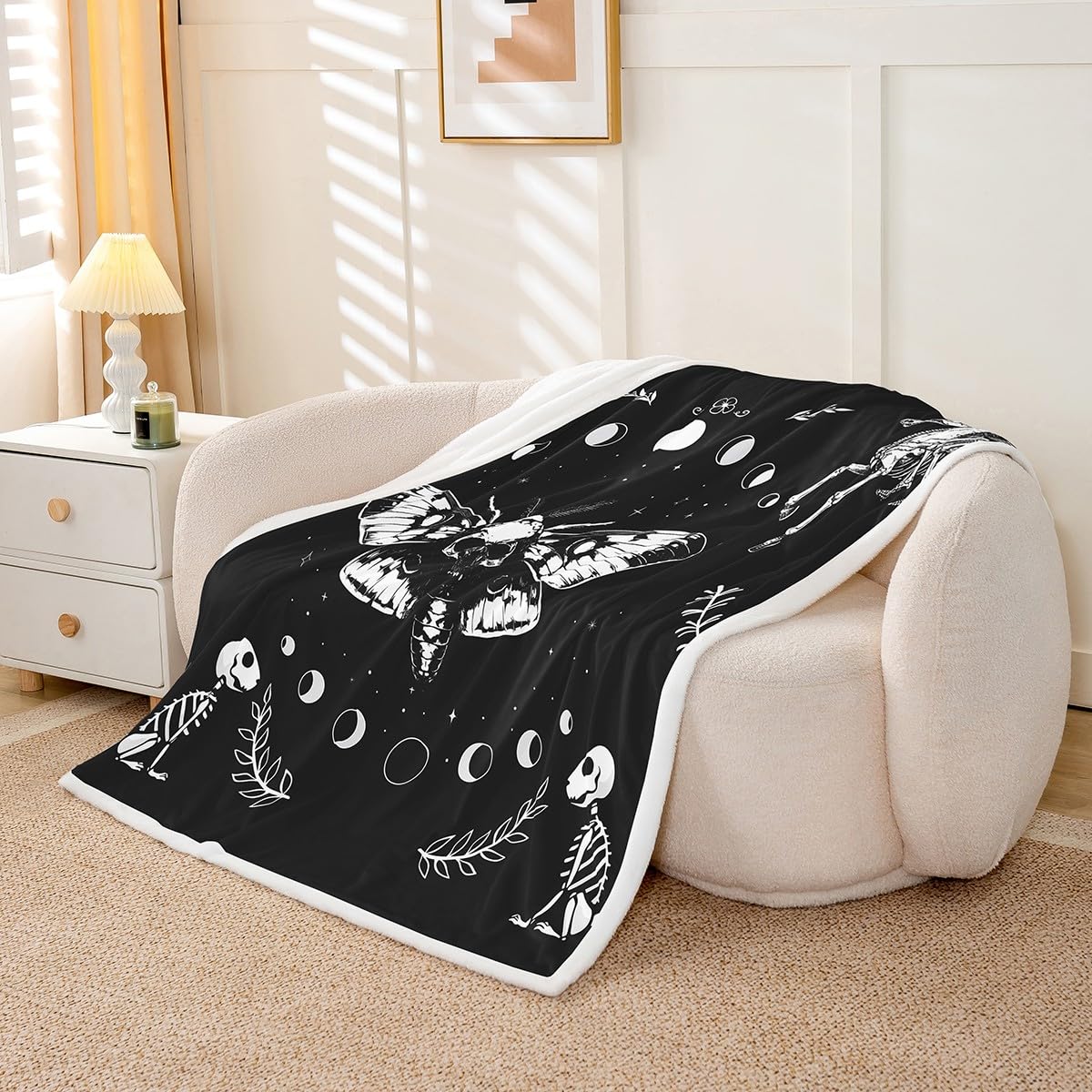 Boho Gothic Moth Skull Fleece Throw Blanket - Soft Warm Lightweight Queen Size (90x90 Inches) for Couch, Bed, Sofa - Perfect Gift for Adults, Women & Kids - Halloween Decor, Gothic Home Decor, Cozy Winter Blanket