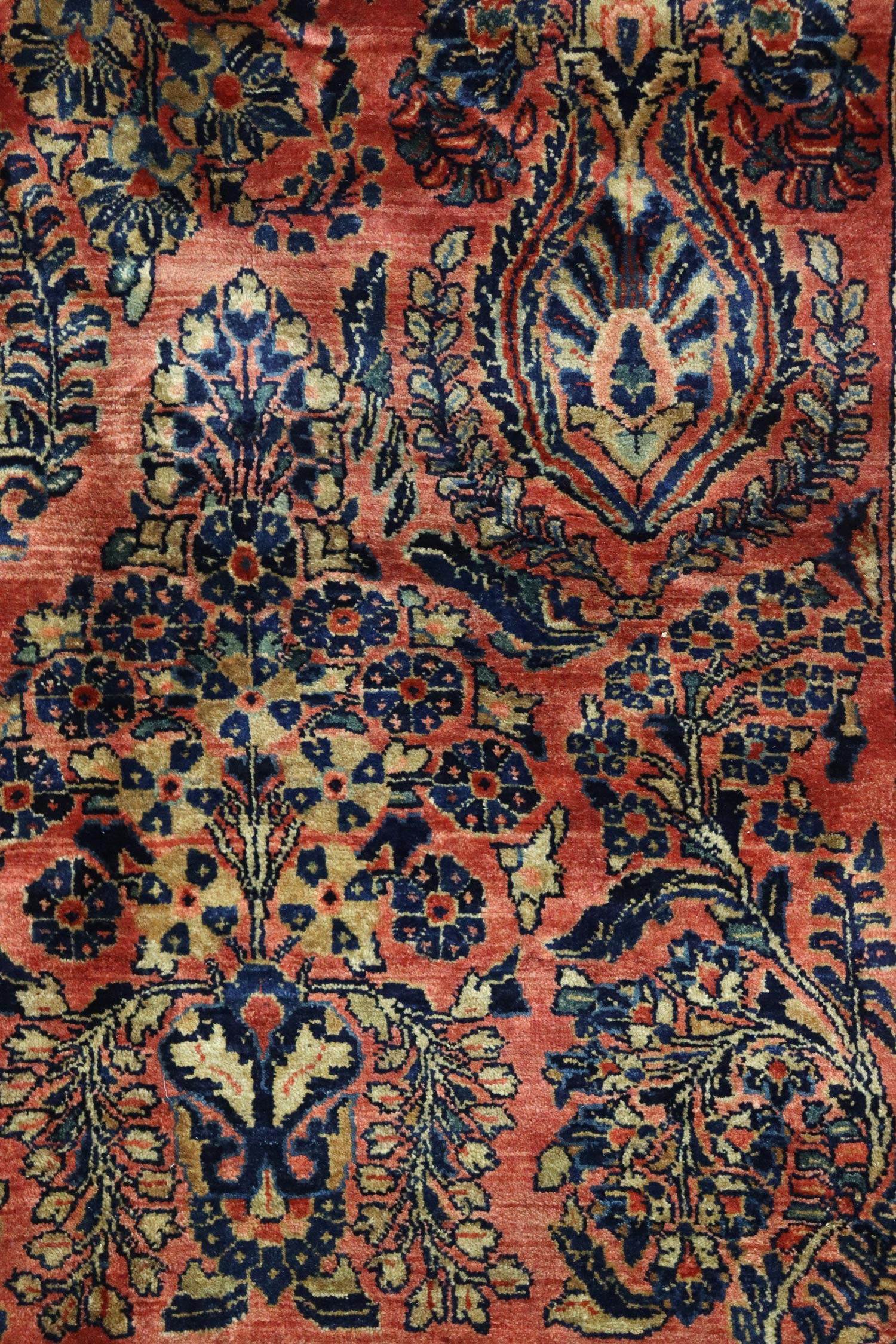 Antique Sarouk Handwoven Traditional Persian Rug - J67806 - Perfect for Living Room, Bedroom & Home Decor