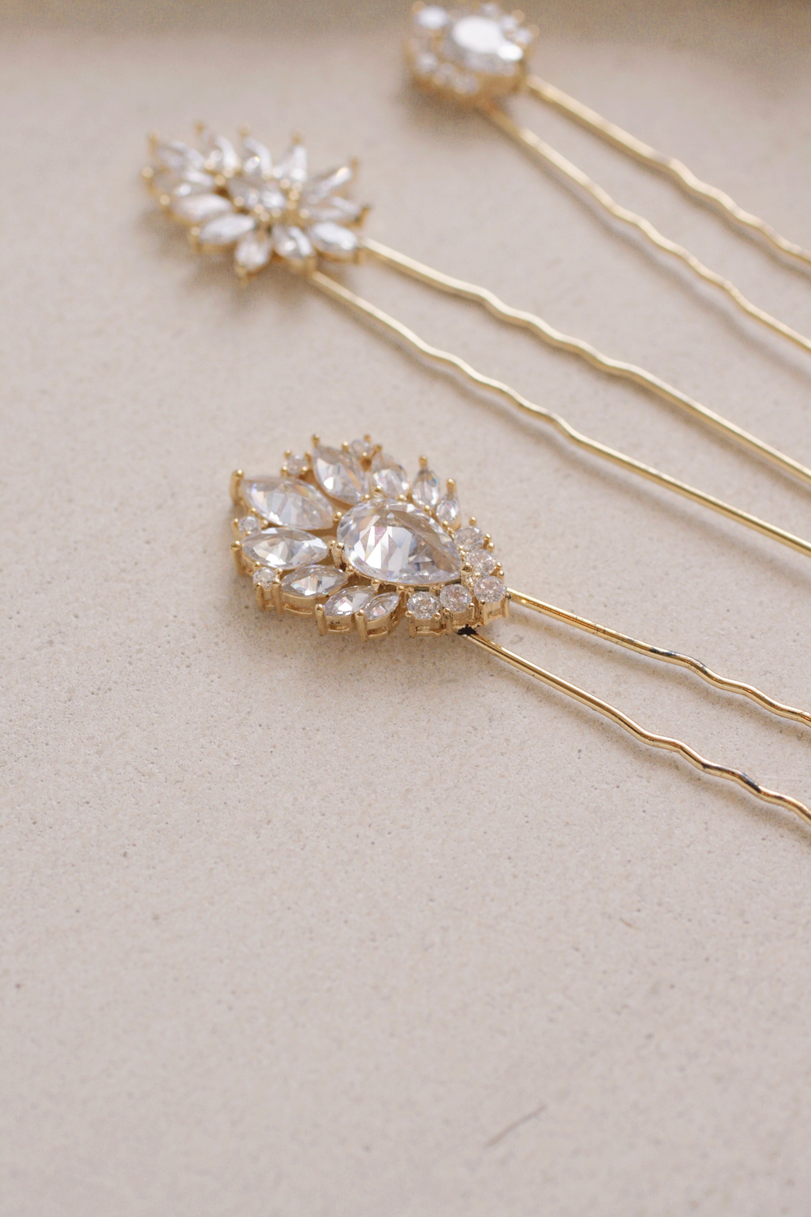 Isabella Hairpin Set of 5 - Elegant Hair Clips for Women, Girls - Perfect for Weddings, Parties & Everyday Styling