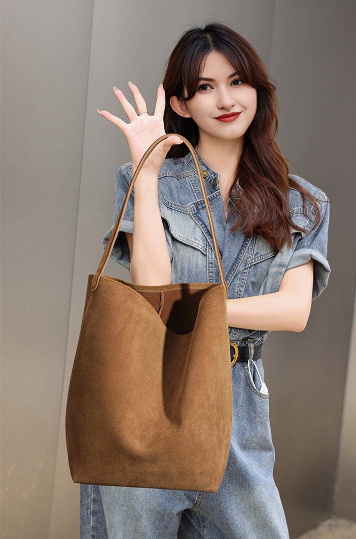 Stylish Modern Bucket Tote Bag for Women - Large Capacity Waterproof Handbag - Perfect for Work, Travel, Beach & Shopping