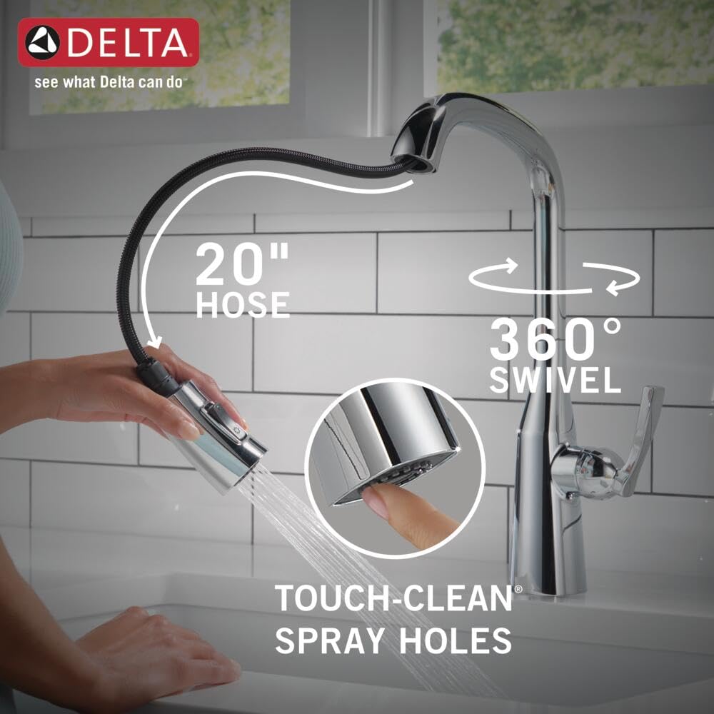 Delta 9176-DST Stryke Pull Down Kitchen Faucet in Lumicoat Chrome - Magnetic Docking Sprayer for Easy Cleaning | Perfect for Modern Kitchens & Food Prep Stations