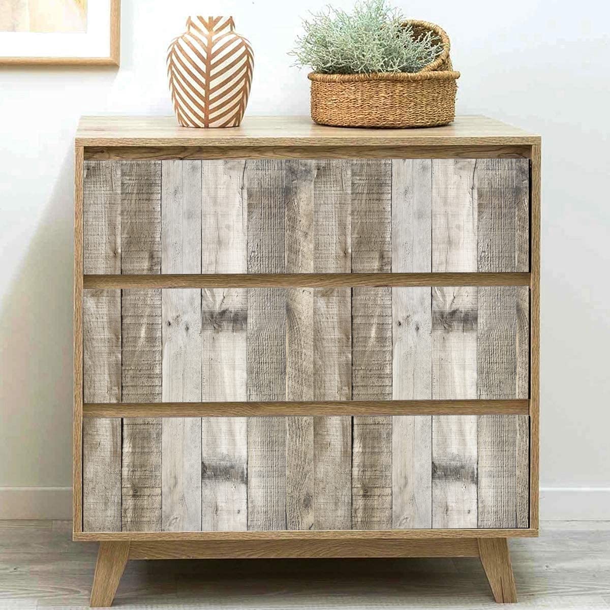 Livebor Light Gray Wood Contact Paper - Peel and Stick Wallpaper 17.7”x 196.8” - Self Adhesive Shiplap Wood Plank Wallpaper for Kitchen Backsplash, Furniture Makeover, Shelves & DIY Home Decor