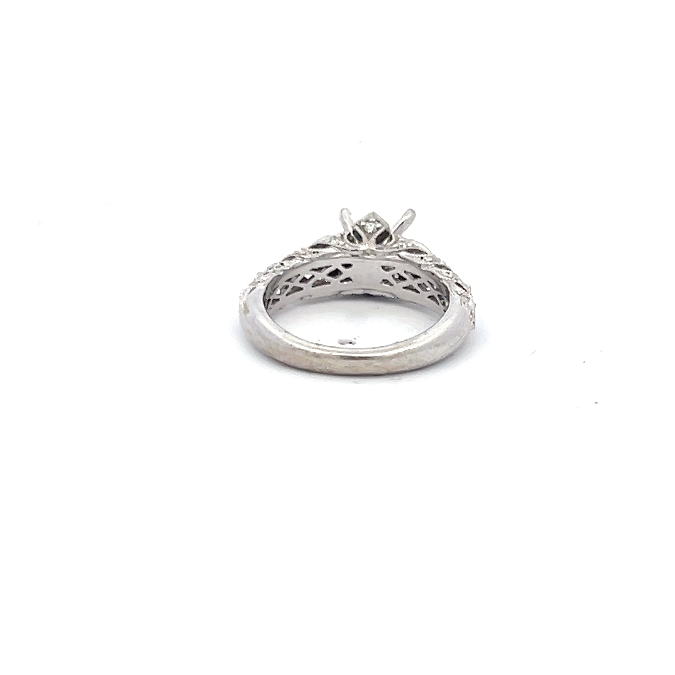 0.21 Carat Round Brilliant G VS2 Diamond Engagement Ring in 14K White Gold - Perfect for Proposals, Weddings & Anniversary Gifts