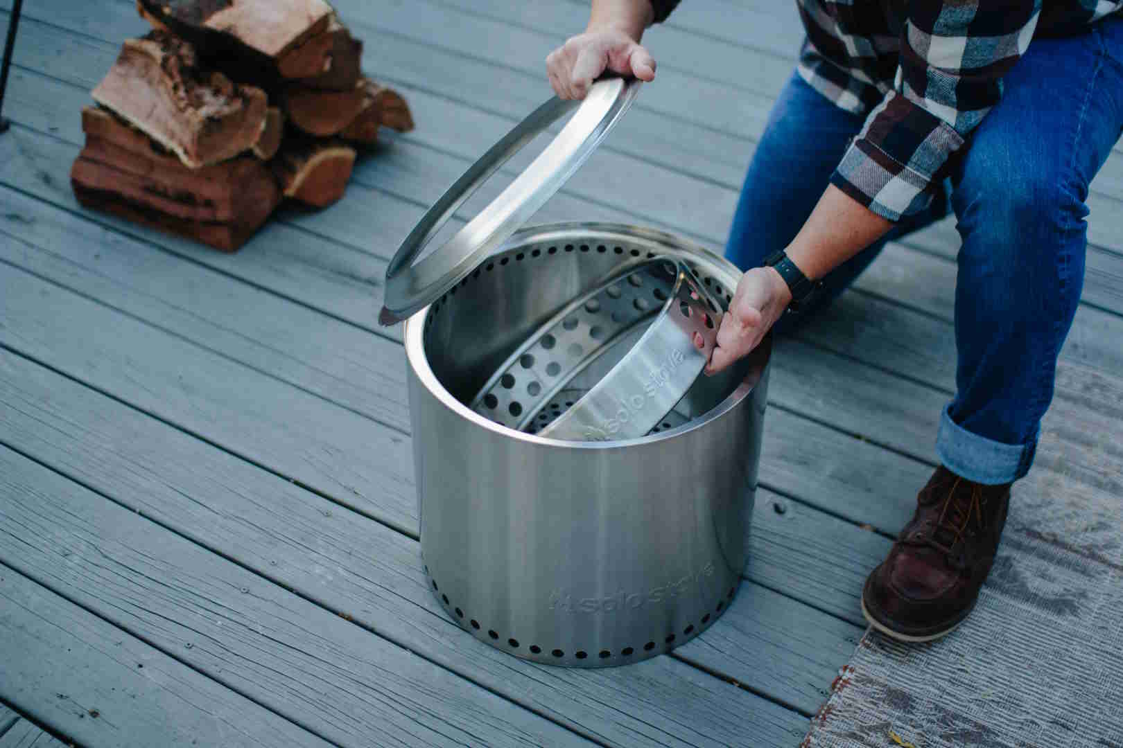 Solo Stove Ranger 2.0 Smokeless Portable Fire Pit with Stand - Outdoor Camping, Backyard, Patio, and Beach Bonfire Companion