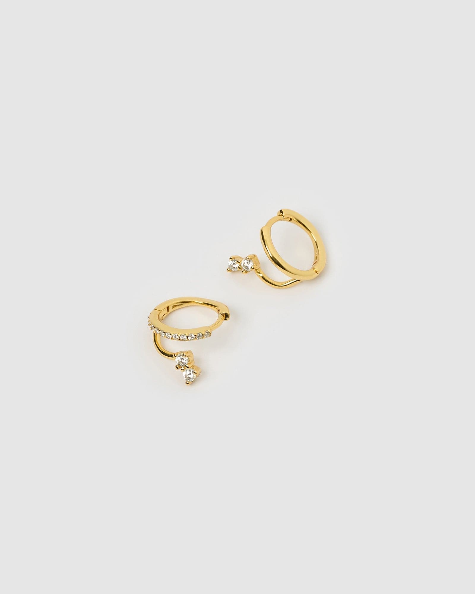 Izoa Colette 14K Gold Huggie Hoop Earrings for Women - Minimalist Everyday Hoops for Work, Party & Casual Wear