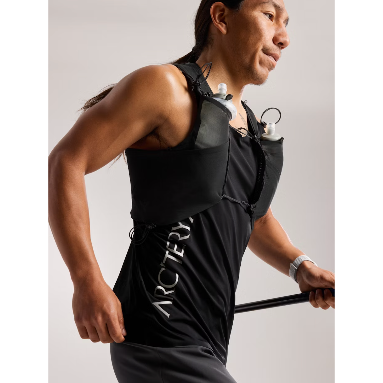 Arc'teryx Men's Norvan Downword Logo Tank Top - Lightweight Performance Shirt for Hiking, Running & Outdoor Activities