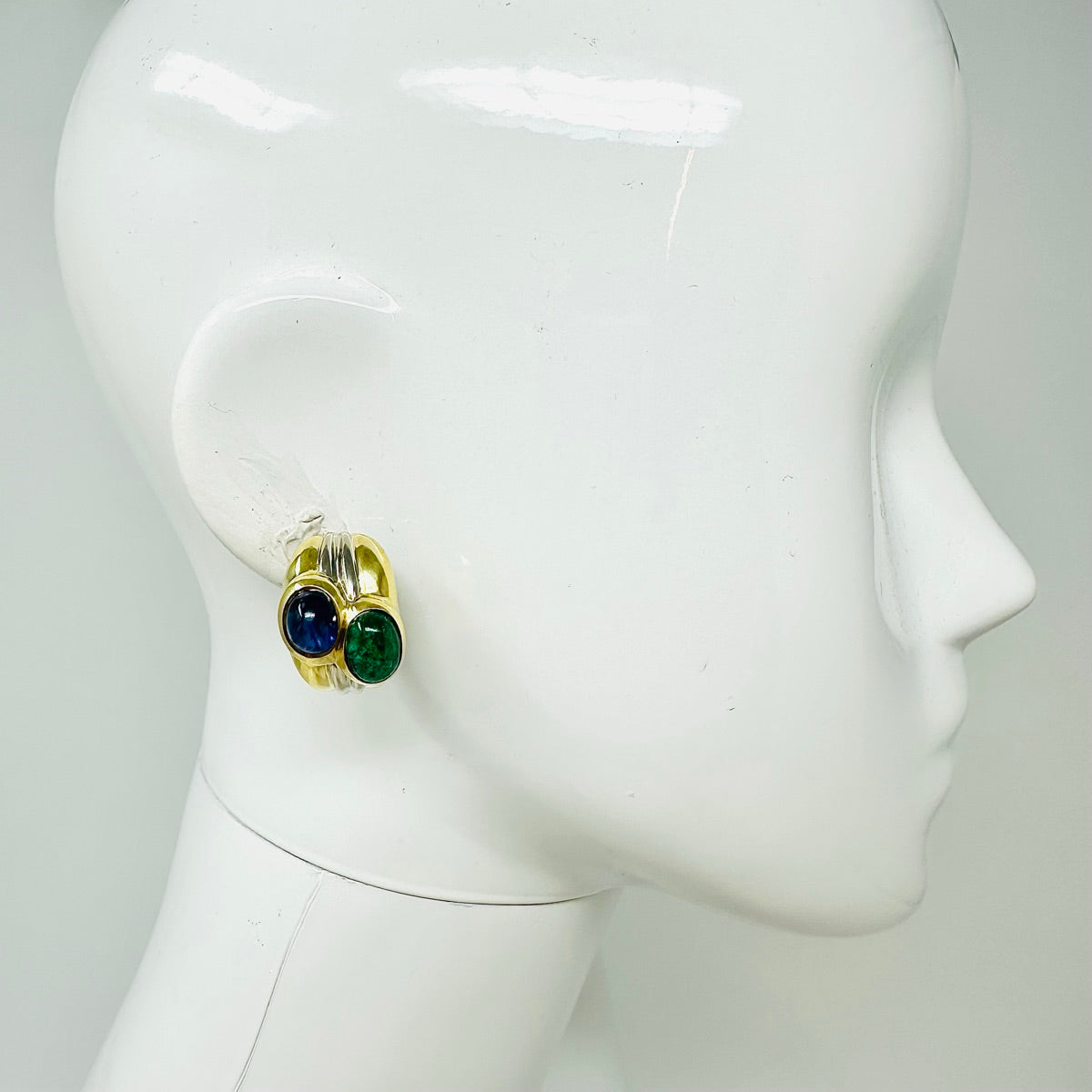 18K Yellow & White Gold Ribbed Earrings with Emerald & Sapphire – Elegant Dangle Earrings for Women, Perfect for Weddings, Parties & Special Occasions