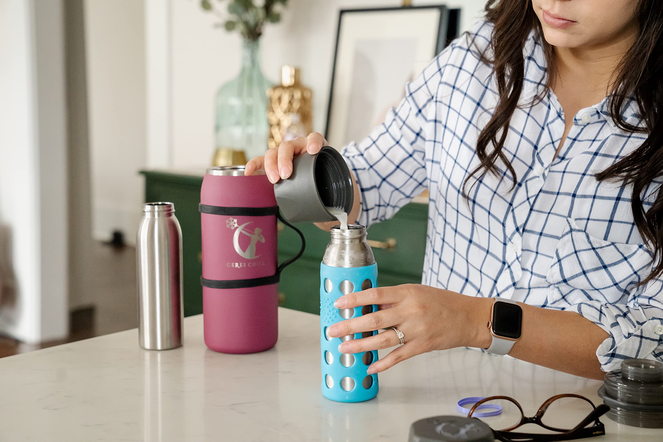 CERES CHILL Breastmilk Chiller - Reusable Milk Storage Container for Breastfeeding Moms | Keeps Breastmilk Fresh & Safe Up to 20 Hours | Compatible with All Major Breast Pumps | Perfect for Travel, Work & On-the-Go Moms (1 Chiller, Bright White)