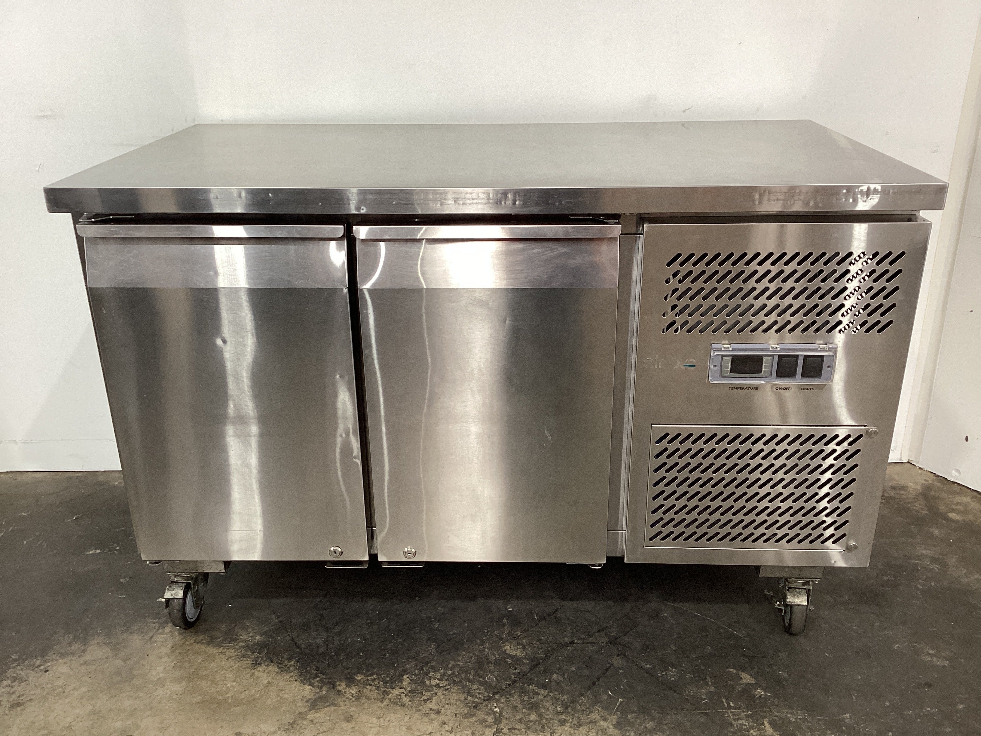 Airex AXF.UCGN.2 A2 Undercounter Commercial Freezer - 24 Inch Stainless Steel Restaurant Grade Freezer for Kitchen, Bar, Cafe & Food Service (Model 759202) - Perfect for Small Spaces & High Volume Storage