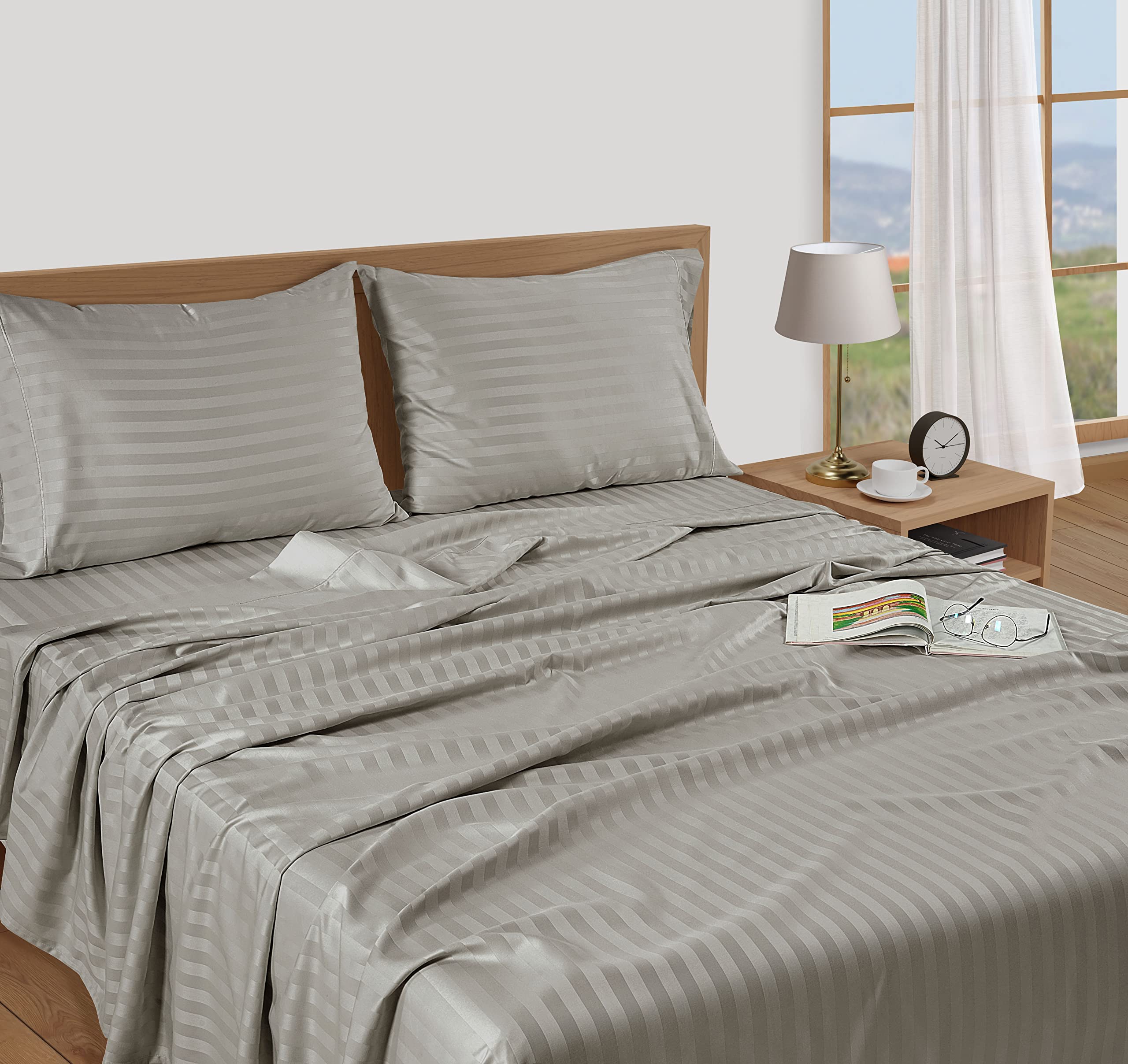 Luxury 4-Piece Queen Size Bed Sheet Set - 16