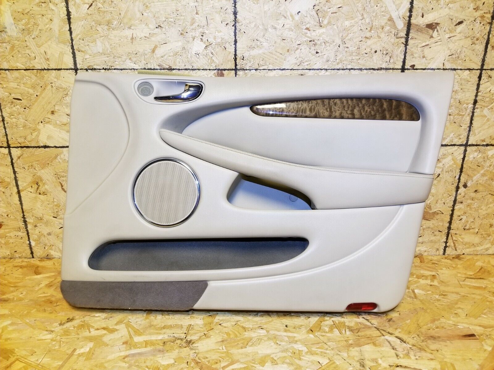 2005-2008 Jaguar X-Type Front Right Passenger Door Panel Trim OEM Replacement Part - Perfect for Car Interior Repair & Restoration Projects