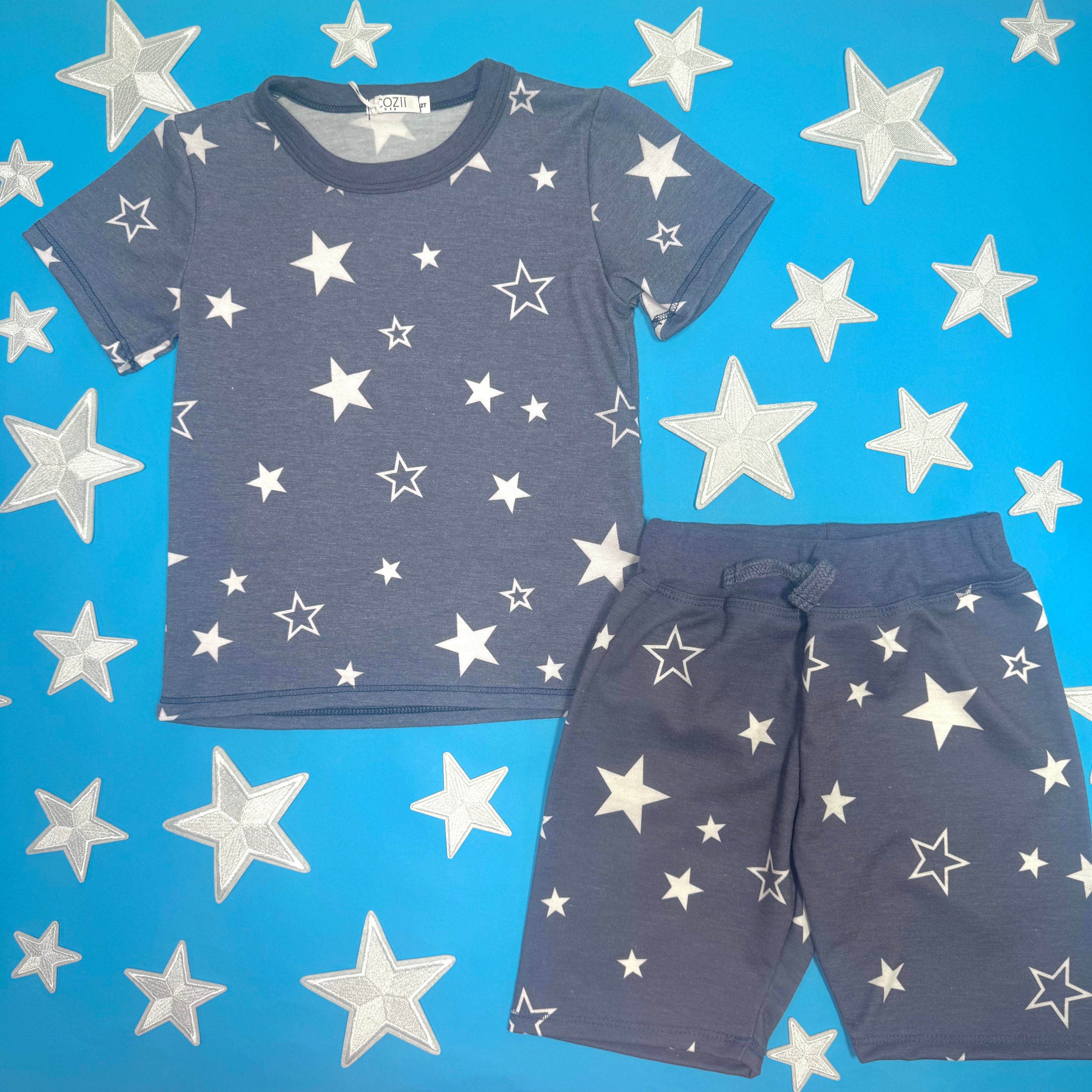 **Cozii Stars Graphic T-Shirt for Men & Women - Soft Cotton Comfort Tee - Trendy Casual Wear for Everyday Outfits & Street Style**