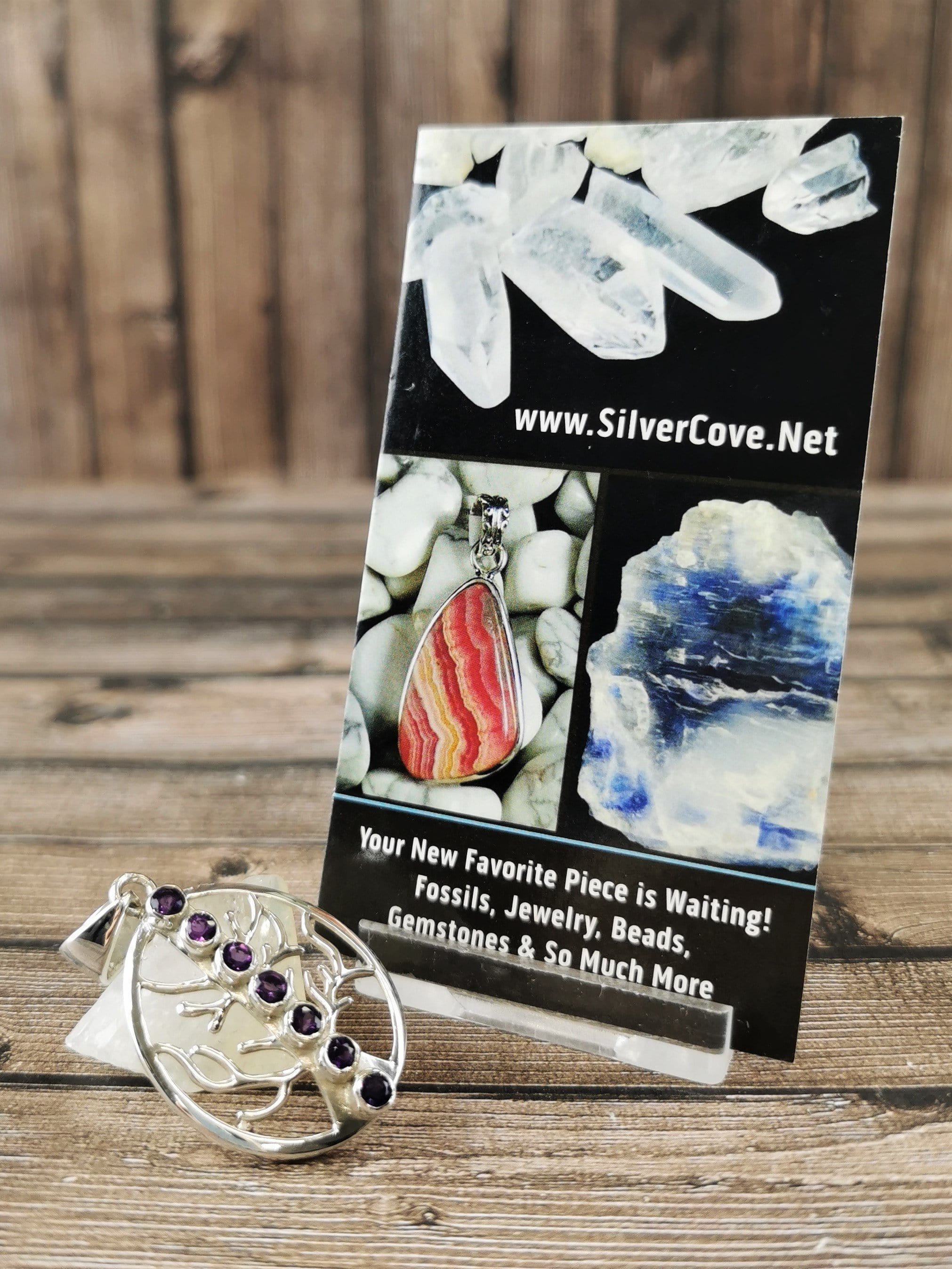 Natural Amethyst Tree of Life Pendant Necklace - Healing Crystal Jewelry for Women - Perfect for Meditation, Spiritual Gifts & Everyday Wear