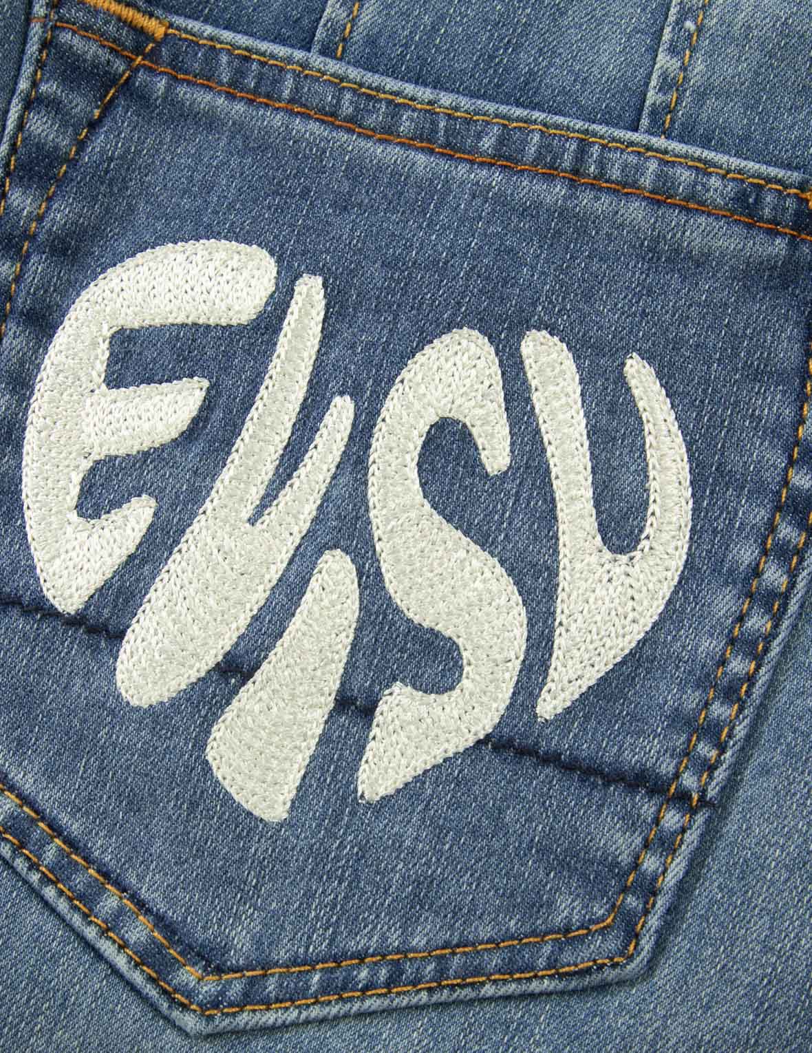 Stylish Logo & Seagull Embroidery Skinny Jeans for Women - Trendy Distressed Denim Pants for Casual Outfits & Streetwear Fashion