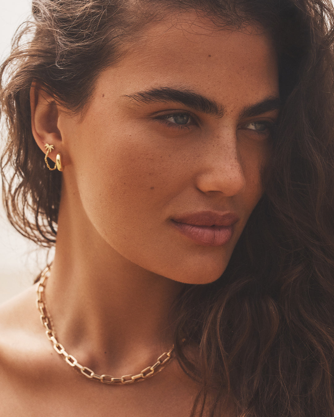 Palm Chain Huggie Earrings for Women - Dainty Gold Hoop Huggies with Palm Tree Charm - Perfect for Beach Vacations, Summer Outfits, and Boho Style