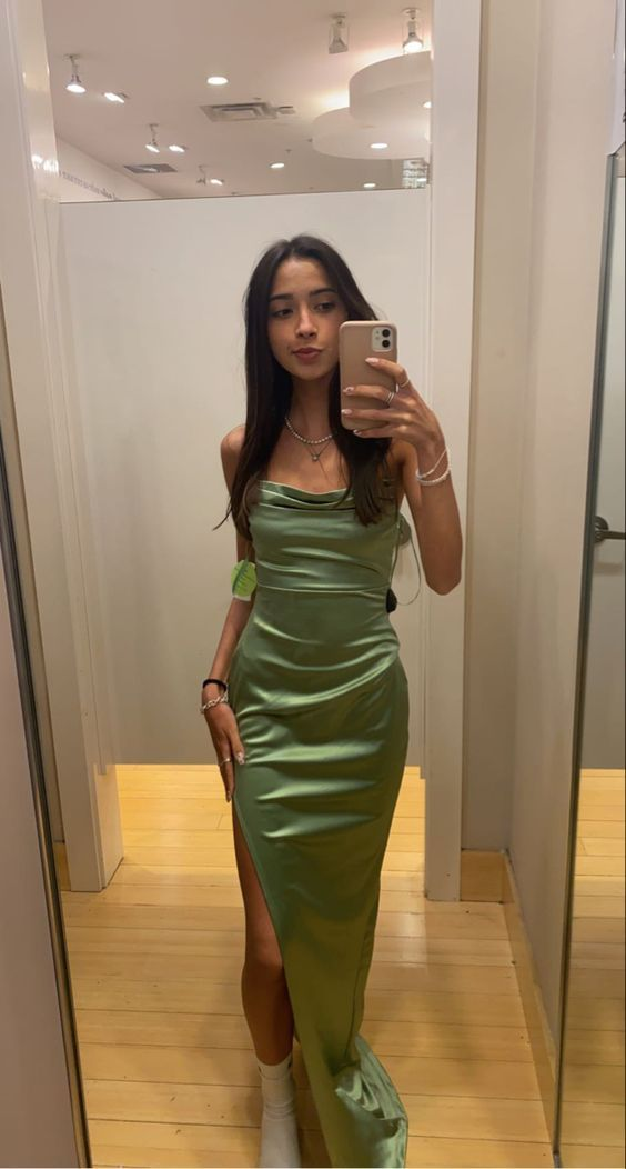 Elegant Mermaid Green Slit Long Prom Dress for Evening Party & Formal Events - J4187 | Perfect for Homecoming, Wedding Guest & Special Occasions