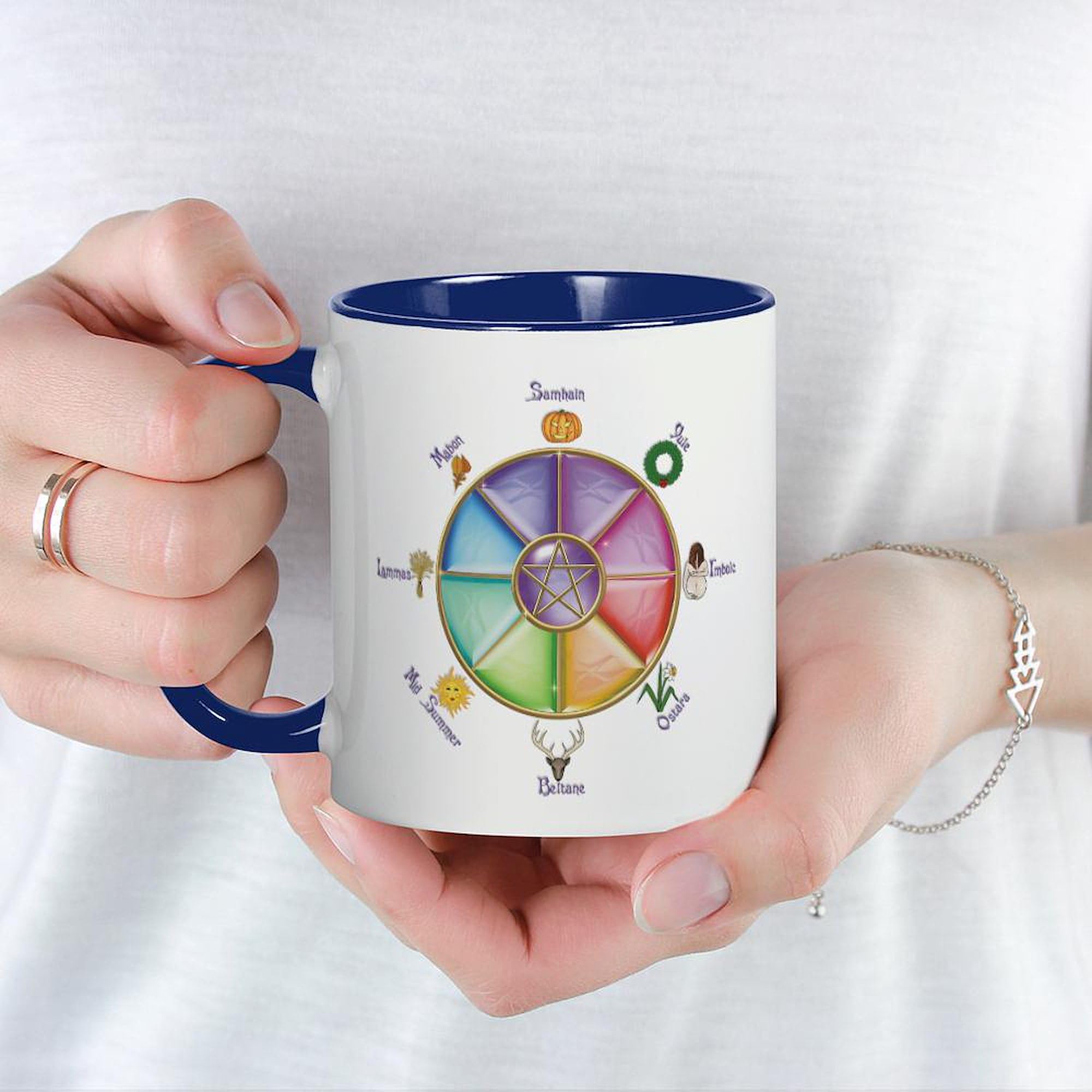 Celtic Cross Ceramic Coffee Mug 11 oz (325 ml) - Insulated Handle for Hot & Cold Drinks - Perfect for Home, Office, or Gift Giving - Irish & Christian Inspired Design