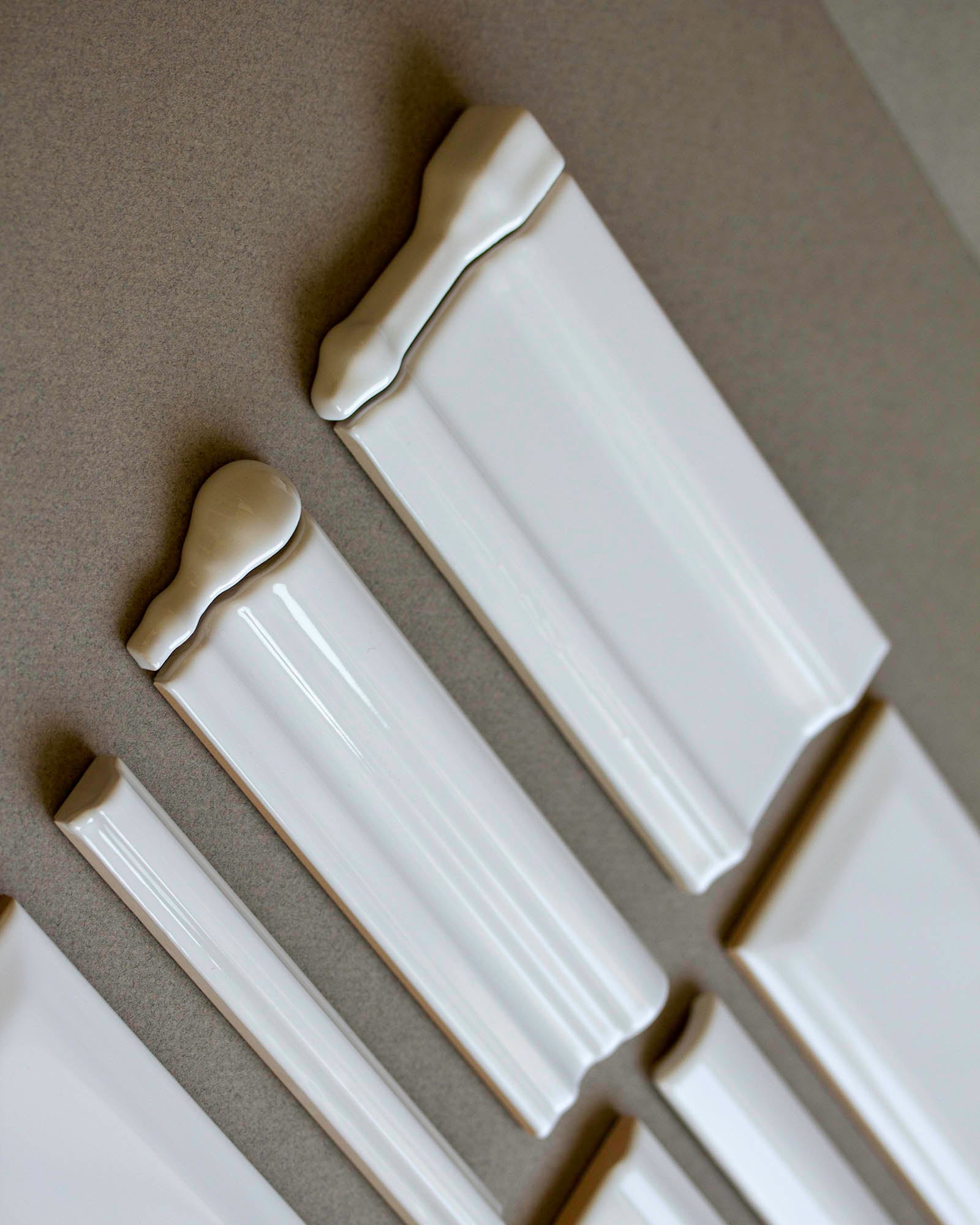Kakel Victoria White Corner Trim for Baseboard 7.5 x 15 cm - Perfect for Bathroom & Kitchen Tile Edging Protection