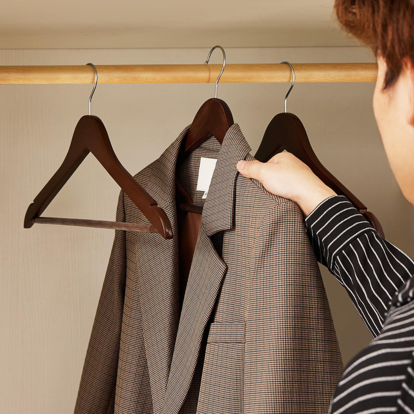 Premium 20-Pack Solid Natural Wooden Coat Hangers - Heavy Duty Smooth Finish Suit Hangers with Non-Slip Pant Bar, Precision Cut Notches & Chrome Swivel Hook - Ideal for Closet, Wardrobe & Luxury Garment Storage
