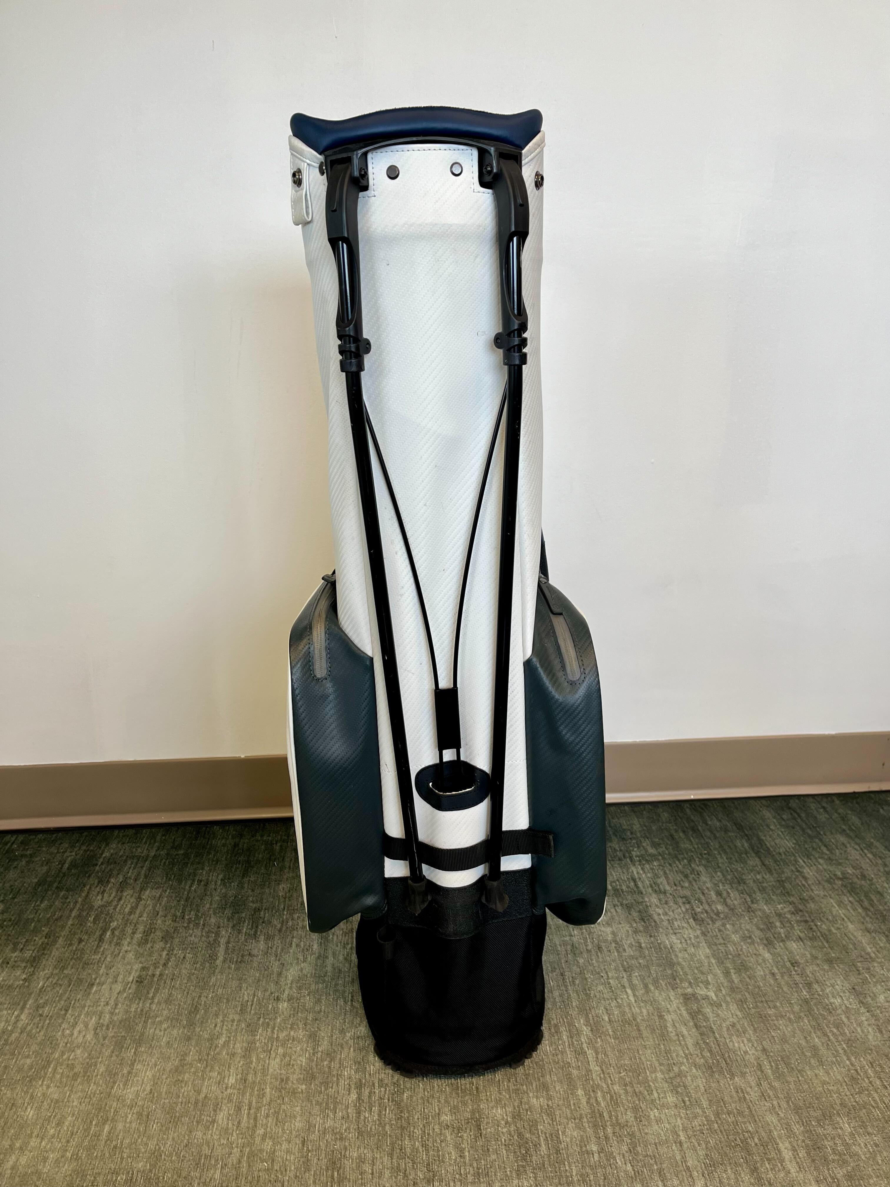 Stitch Sunday Golf Bag - White & Blue Stand Bag with 2 Dividers, 4 Pockets & Adjustable Strap | Perfect for Weekend Golfers & Course Play
