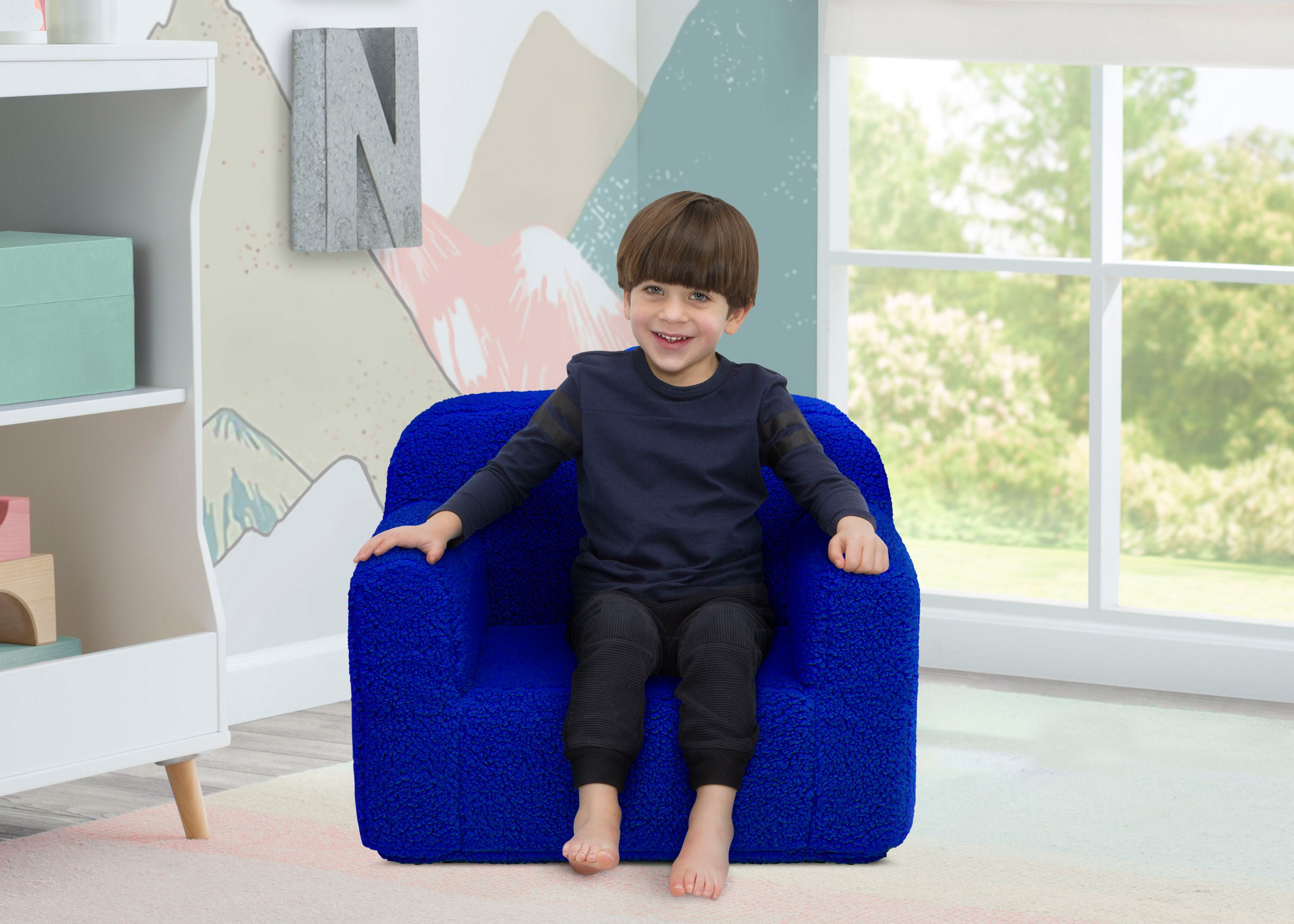Cozy Sherpa Chair for Kids - Soft & Warm Children's Lounge Chair - Perfect for Reading, Gaming & Relaxing in Bedroom or Playroom