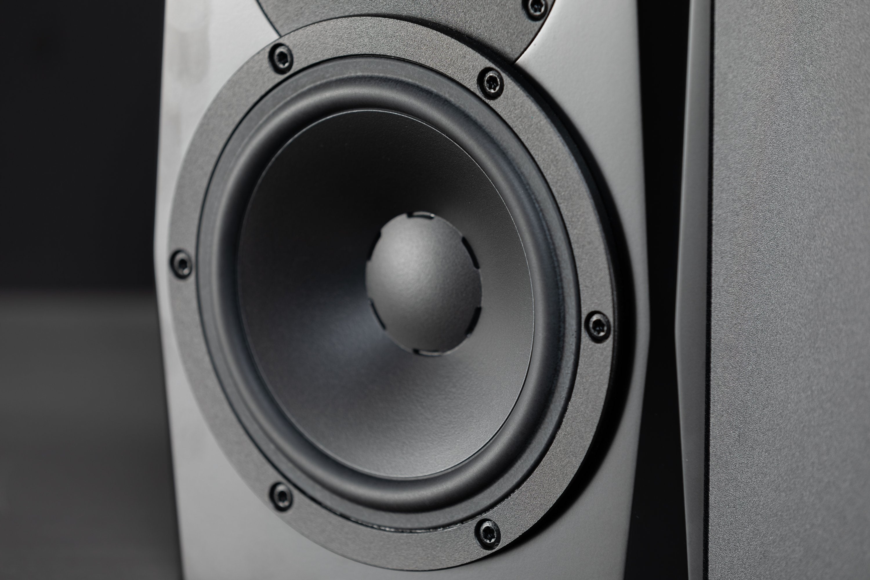 Dynaudio LYD 5/7/8 Professional Studio Monitor Speakers - High-Quality Audio for Music Production, Recording & Home Studios | Perfect for Producers, Engineers & Audiophiles