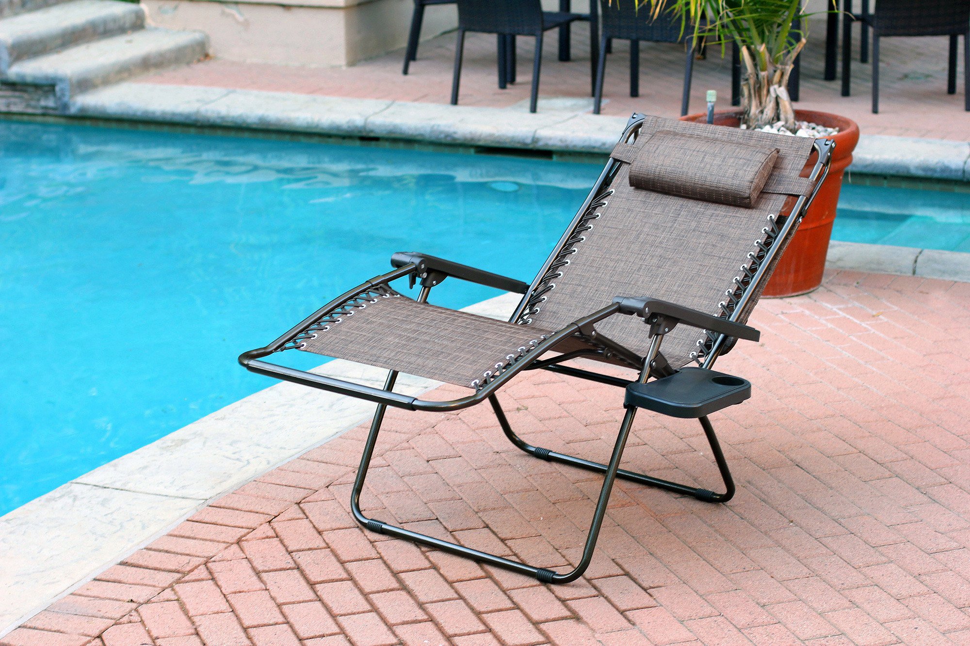 Premium Oversized Zero Gravity Recliner Chair with Adjustable Sunshade & Built-in Drink Holder - Comfortable Outdoor Patio Lounge Chair for Pool, Beach, Camping & Backyard Relaxation - Durable Brown Mesh Fabric
