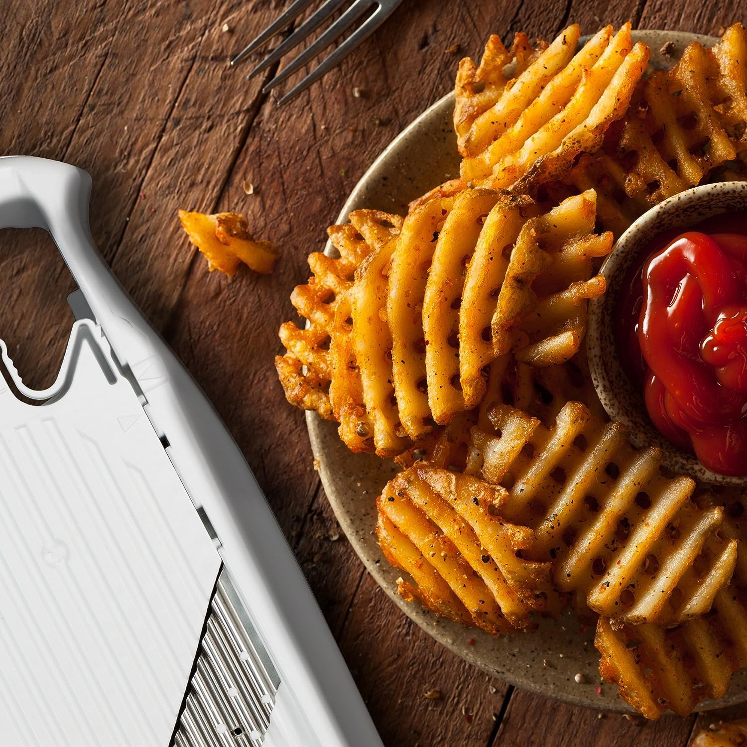 Swissmar Borner PowerLine Wave Waffle Cutter - Professional Stainless Steel Waffle Maker for Perfect Homemade Waffles - Ideal for Breakfast, Brunch & Dessert Making