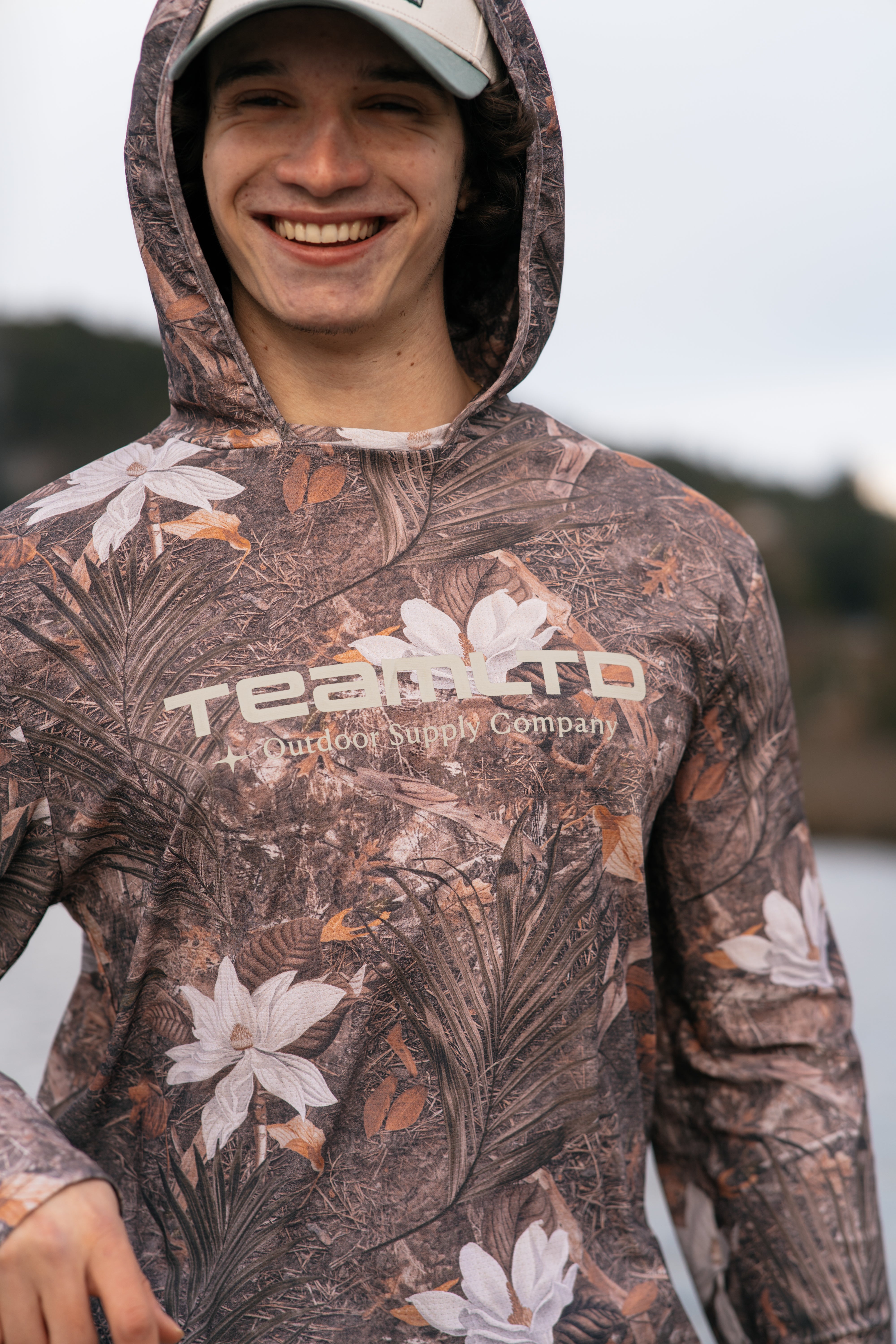 UV Protection Marble Print Fishing Shirt - UPF 50+ Quick Dry Performance Shirt for Men, Outdoor Fishing, Hiking, and Beach Activities